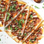 One of the best pizza combos is vegan-zed with this Vegan Roasted Cauliflower BBQ Pizza - perfect Friday night eat! | ThisSavoryVegan.com