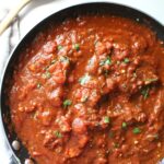 This 10 Minute Vegan Marinara Sauce requires just six ingredients and one pan. Perfect for a quick pasta dinner or served with garlic bread | ThisSavoryVegan.com #thissavoryvegan #vegan #veganrecipe #marinara