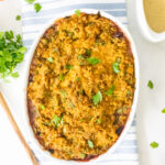 This Vegan Thanksgiving Leftover Casserole takes all of your thanksgiving leftovers and puts them into one compact and delicious dish. Serve with vegan gravy | ThisSavoryVegan.com #thissavoryvegan #veganthanksgiving #thanksgivingleftovers