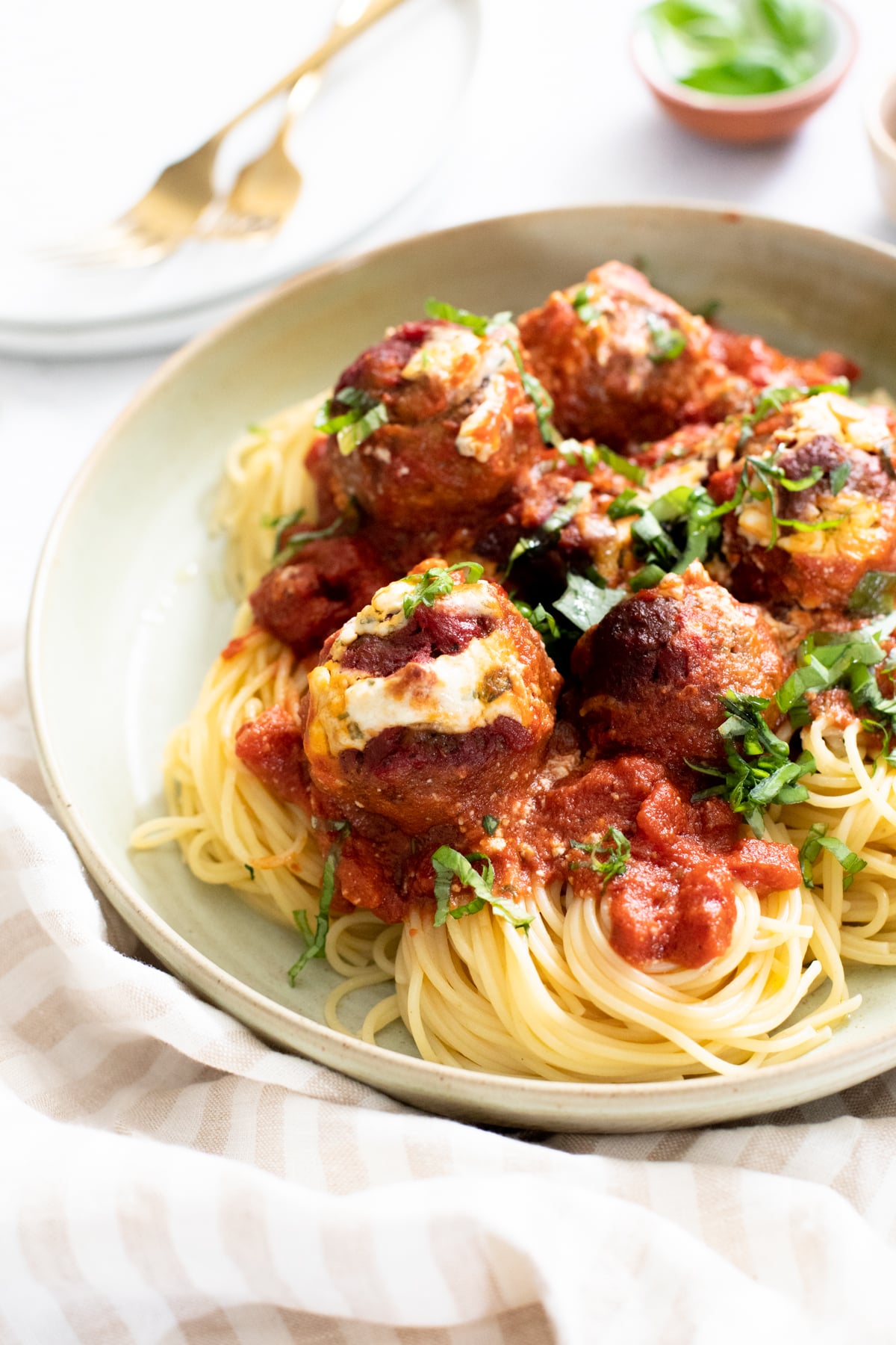 Perfect for a date night or family dinner, this is The Best Vegan Spaghetti & Meatballs you will ever have. Delicious and savory | ThisSavoryVegan.com #thissavoryvegan #veganmeatballs #datenightrecipes