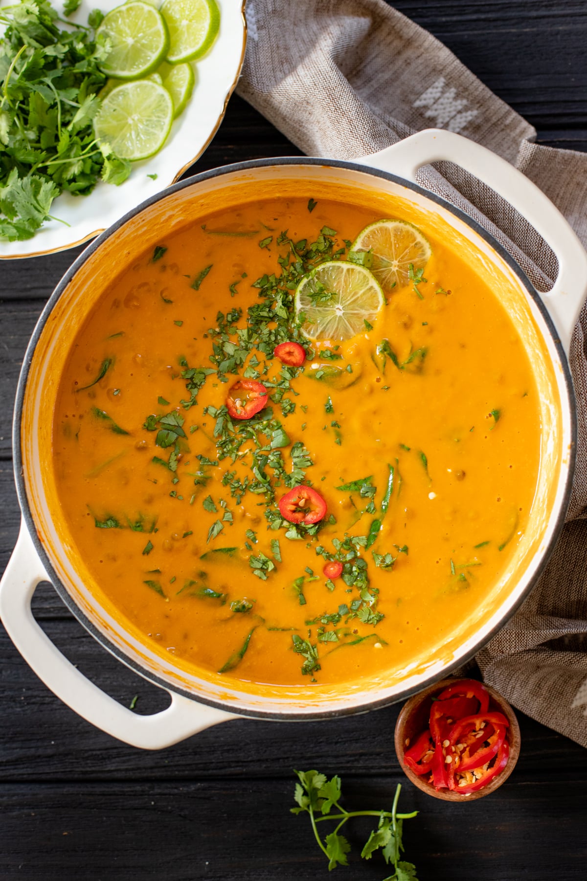 This Red Curry Lentil Soup has a cabbage base that is blended until smooth and then combined with coconut milk & cooked lentils | ThisSavoryVegan.com #thissavoryvegan #lentilsoup #fallrecipes