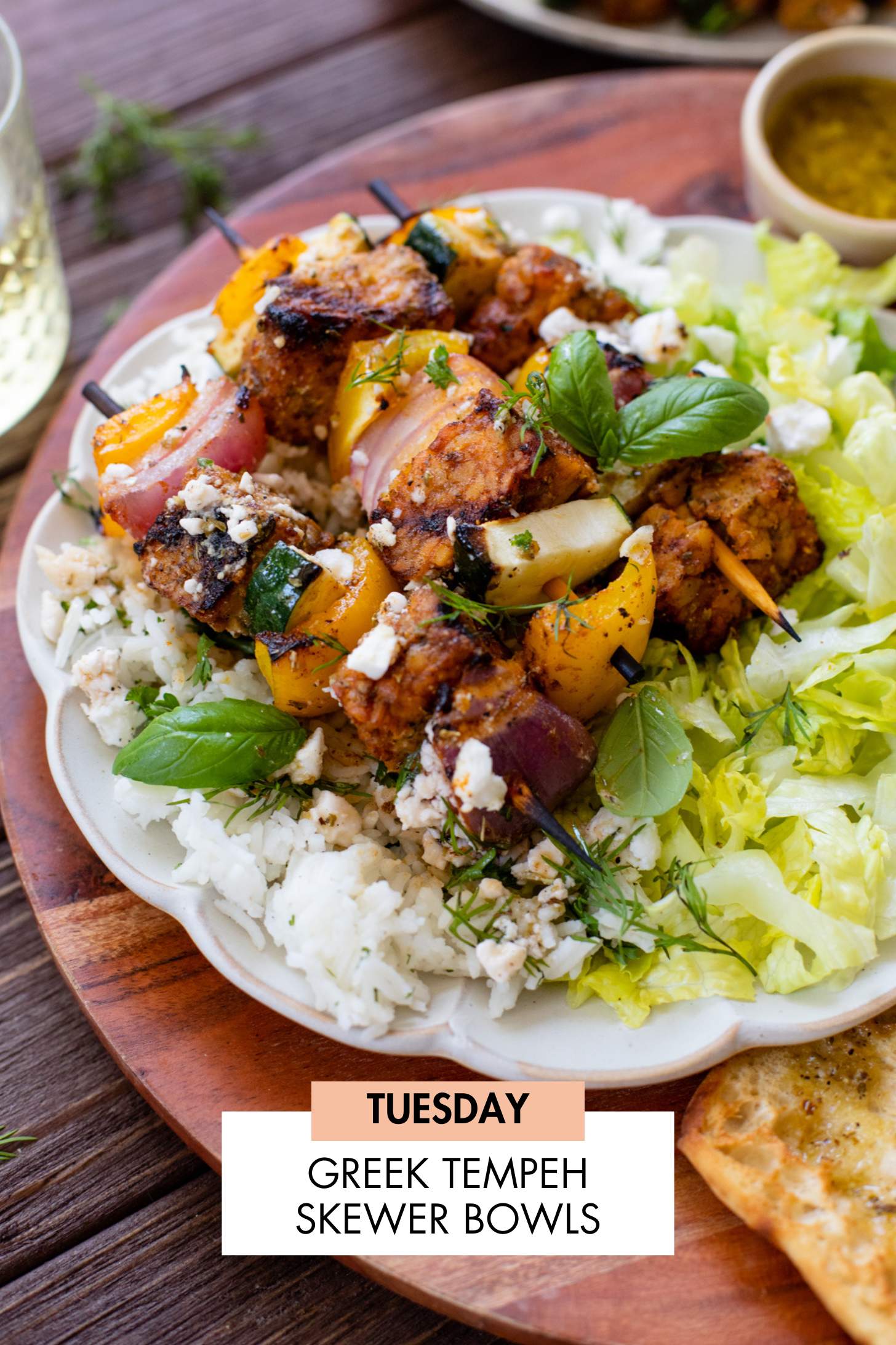Not sure what to make for dinner this week? I have you covered with 5 simple & delicious vegan dinner ideas! | Vegan Dinner Plan #223 | ThisSavoryVegan.com #dinnerplan #veganmealprep #vegandinnerplan