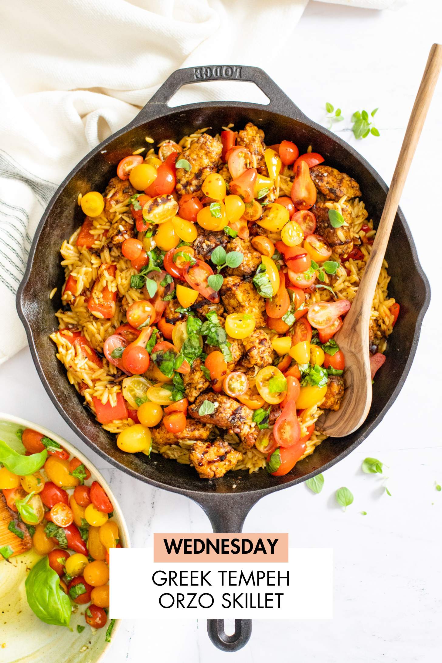 Not sure what to make for dinner this week? I have you covered with 5 simple & delicious vegan dinner ideas! | Vegan Dinner Plan #225 | ThisSavoryVegan.com #dinnerplan #veganmealprep #vegandinnerplan