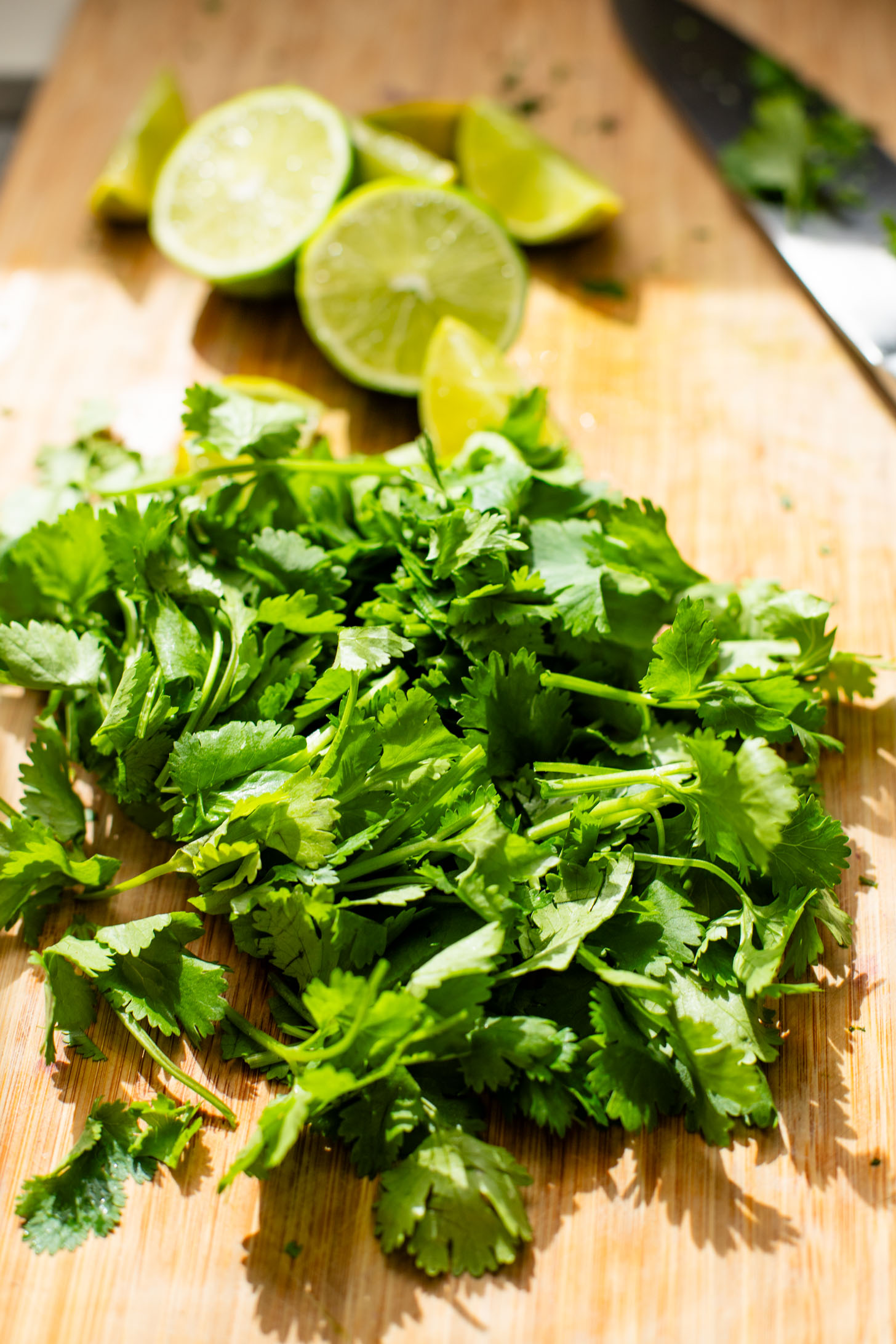 These Corn Salad & Bean Tacos are simple, vegan & delicious. Ready in 30 minutes and served with a Mexican corn salad, beans & pickled onions | ThisSavoryVegan.com #thissavoryvegan #vegantacos #beantacos
