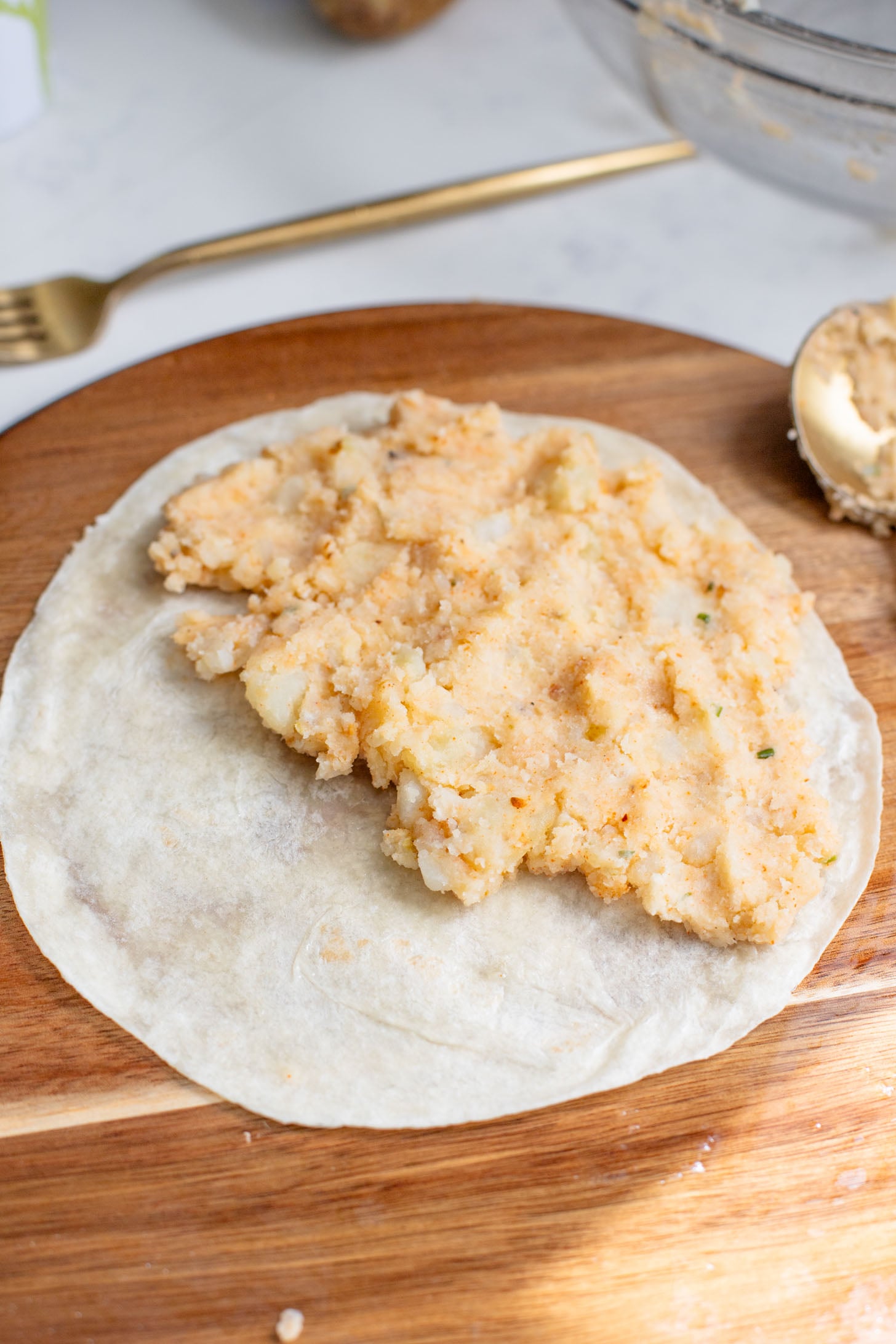 These Oven Baked Potato Tacos have a crispy outside & seasoned mashed potatoes inside. A perfect weeknight dinner when you want something easy | ThisSavoryVegan.com #thissavoryvegan #vegantacos #potatotacos