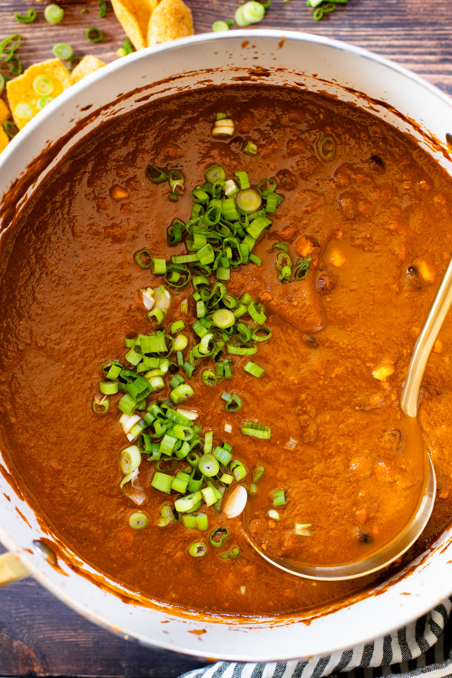 This Roasted Poblano Soup is made with simple ingredients and comes together quickly. Roasted veggies, crispy soyrizo & black beans | ThisSavoryVegan.com #thissavoryvegan #vegansoup #veggiesoup