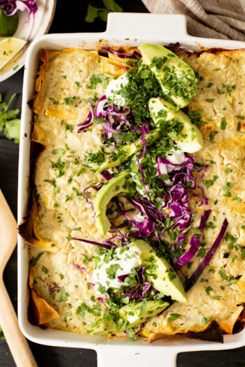 This Sweet Potato Quinoa Enchilada Bake is a simple weeknight dinner idea that is plant-based, easy and totally delicious | ThisSavoryVegan.com #thissavoryvegan #weeknightdinners #enchiladacasserole