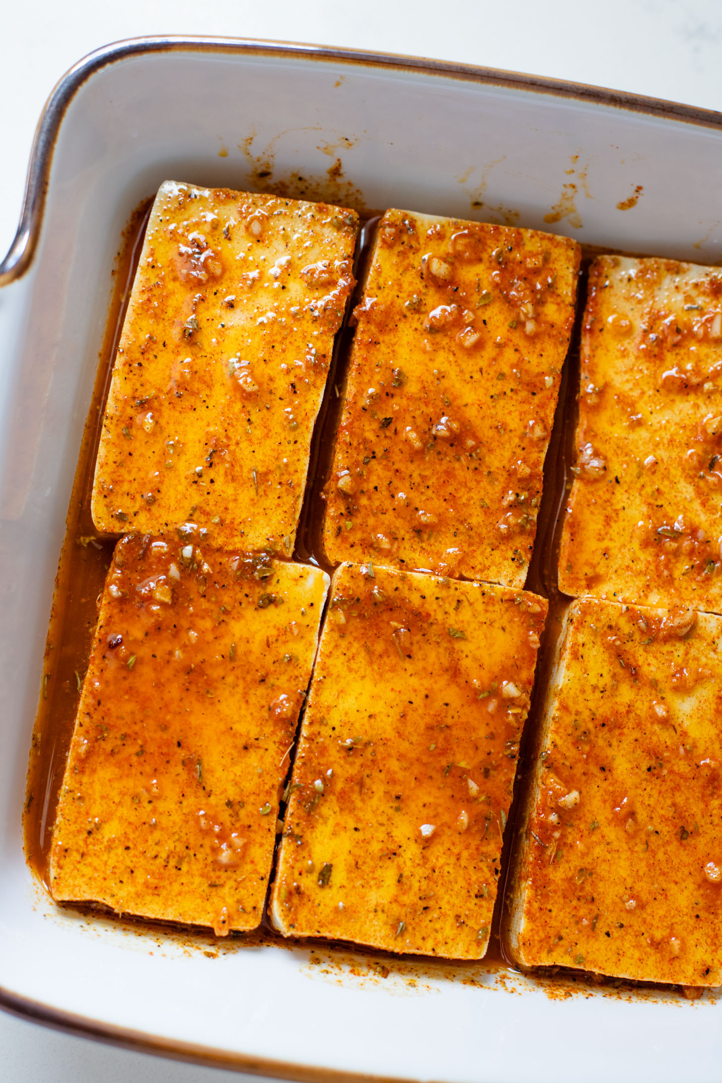 This Quinoa Tabbouleh with Baked Tofu is a high protein vegan recipe. Filled with healthy grains, fresh herbs & seasoned tofu | ThisSavoryVegan.com #thissavoryvegan #tabboulehsalad #highproteinvegan