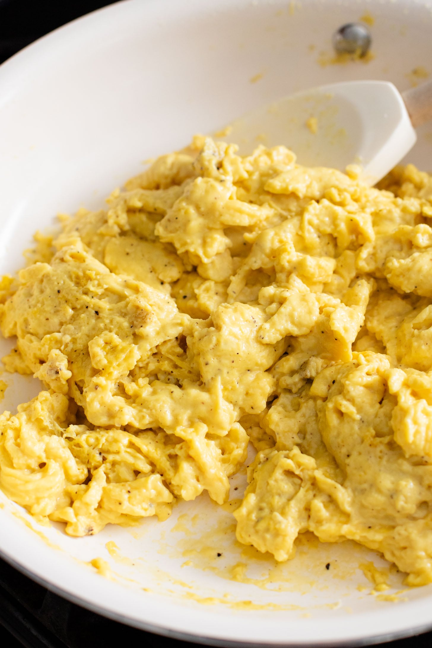 These Vegan Breakfast Bowls are healthy & delicious. Made with Just eggs, roasted sweet potatoes, black beans & avocado | ThisSavoryVegan.com #thissavoryvegan #veganbreakfastrecipes #healthybreakfast