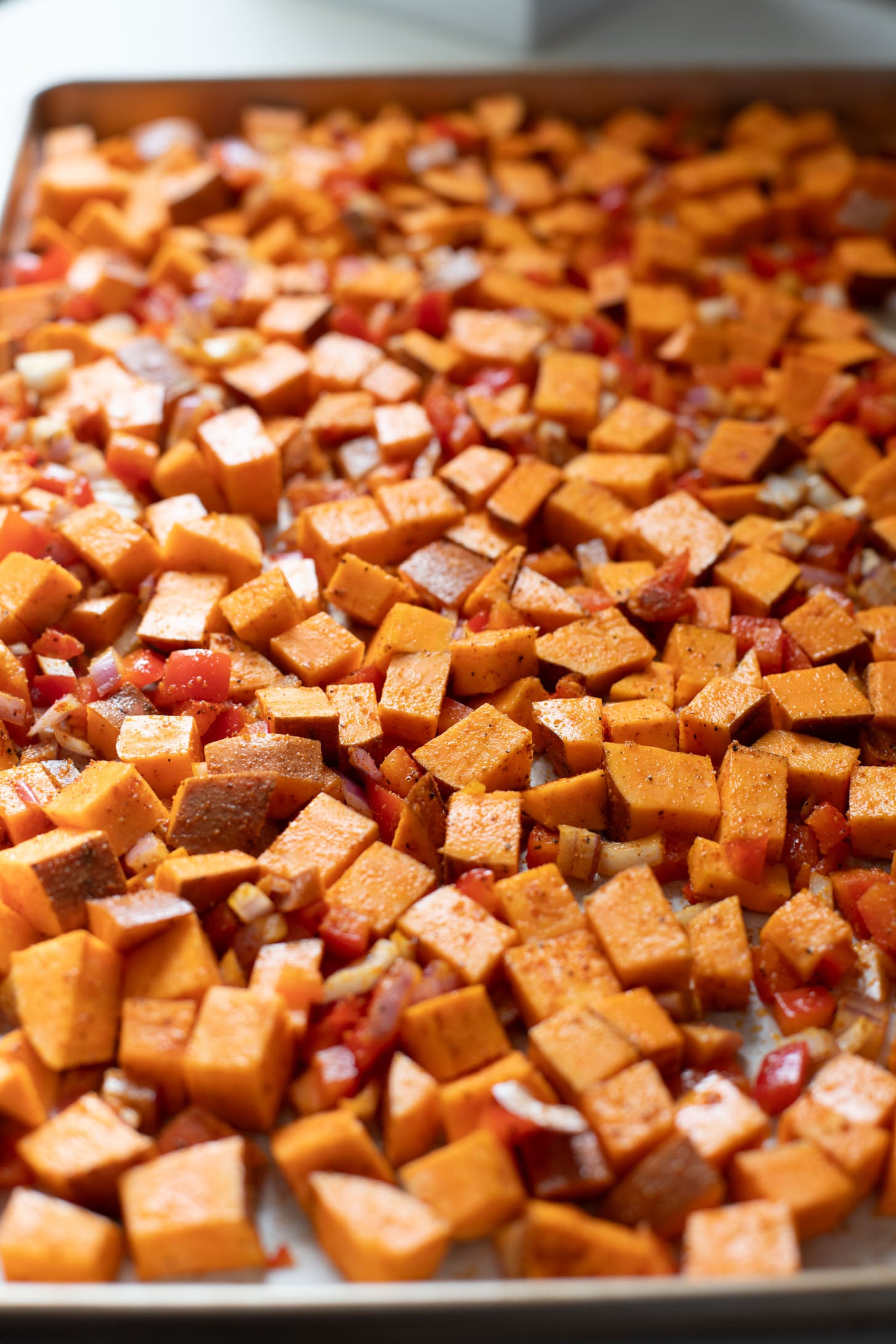 These Vegan Breakfast Bowls are healthy & delicious. Made with Just eggs, roasted sweet potatoes, black beans & avocado | ThisSavoryVegan.com #thissavoryvegan #veganbreakfastrecipes #healthybreakfast