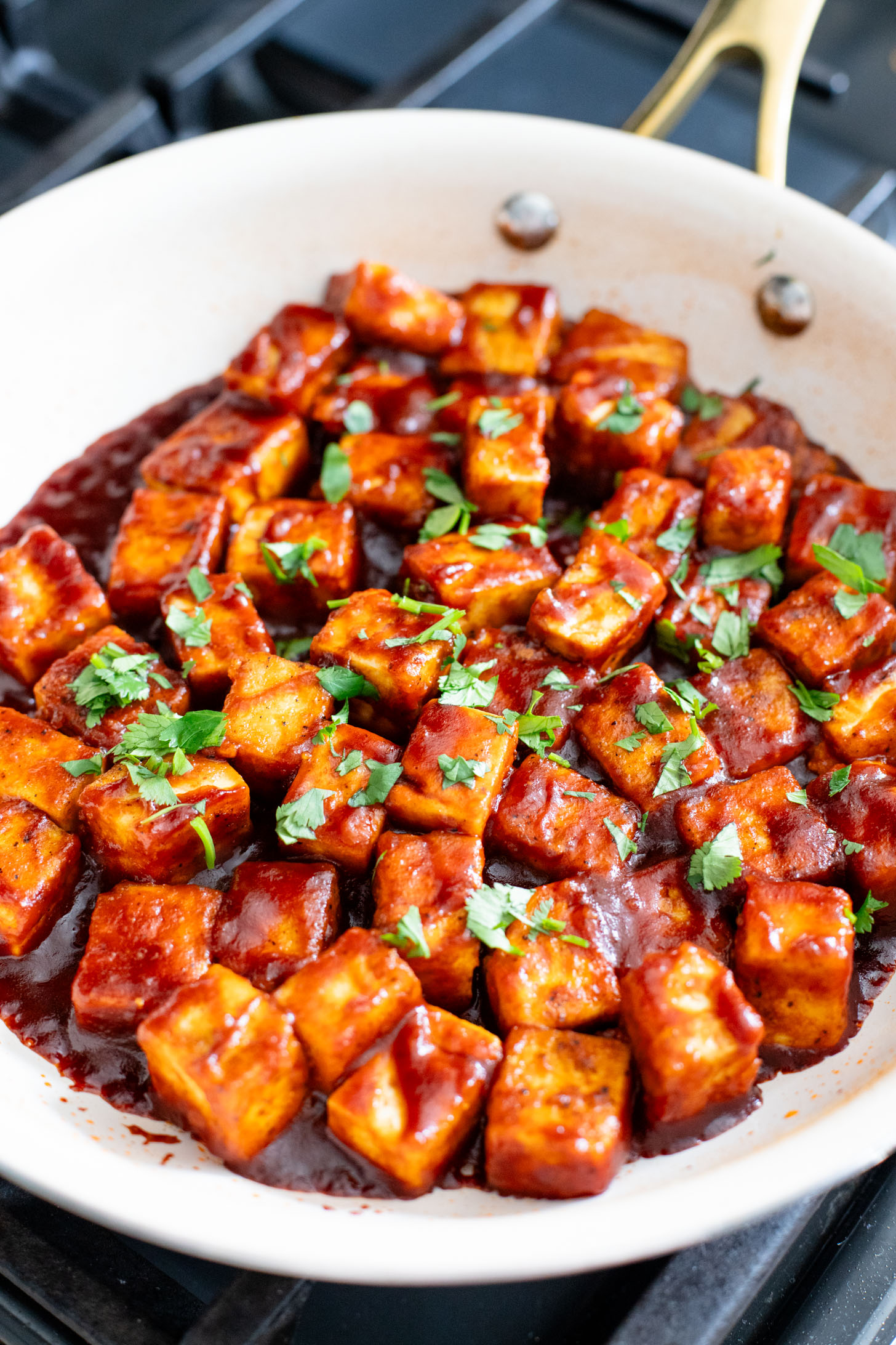 These BBQ Tofu Quinoa Bowls are layered with saucy BBQ tofu, quinoa, black beans, corn & cabbage slaw, tomatoes, avocado & vegan ranch | ThisSavoryVegan.com #thissavoryvegan #quinoabowl #easyveganrecipes