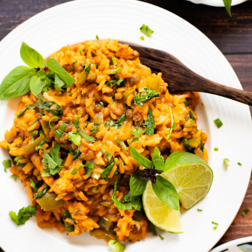 This One-Pot Curried Lentils & Rice is the perfect vegan weeknight dinner. Filled with Thai-inspired flavors and ready in 30 minutes | ThisSavoryVegan.com
