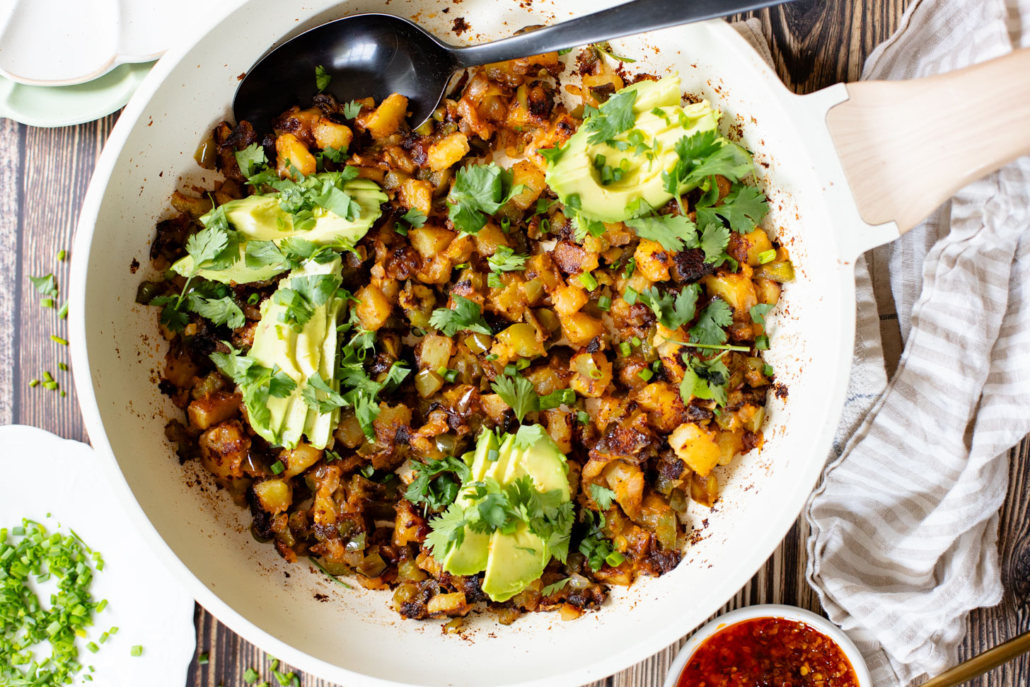 This Breakfast Potato Hash has simple ingredients, is dairy-free and is the perfect side dish for your next vegan brunch | ThisSavoryVegan.com