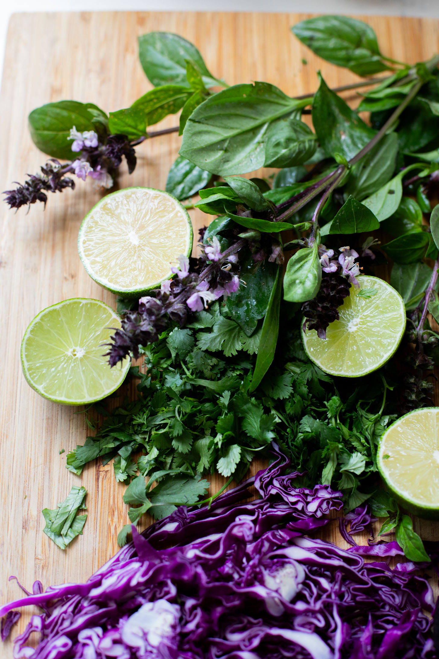 These Vegan Thai Beef Tacos are an explosion of flavor - filled with soy "beef" crumbles in a Thai-inspired sauce, spicy mayo, avocado & cabbage | ThisSavoryVegan.com