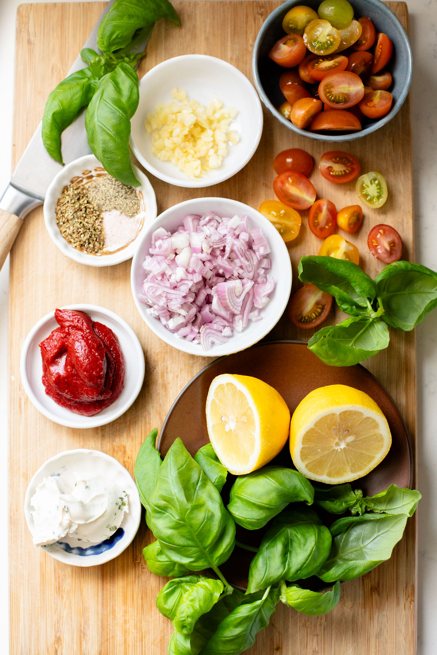These Creamy Tomato Chickpeas make the perfect one-pot vegan dinner! Ready in just 30 minutes with simple ingredients | ThisSavoryVegan.com