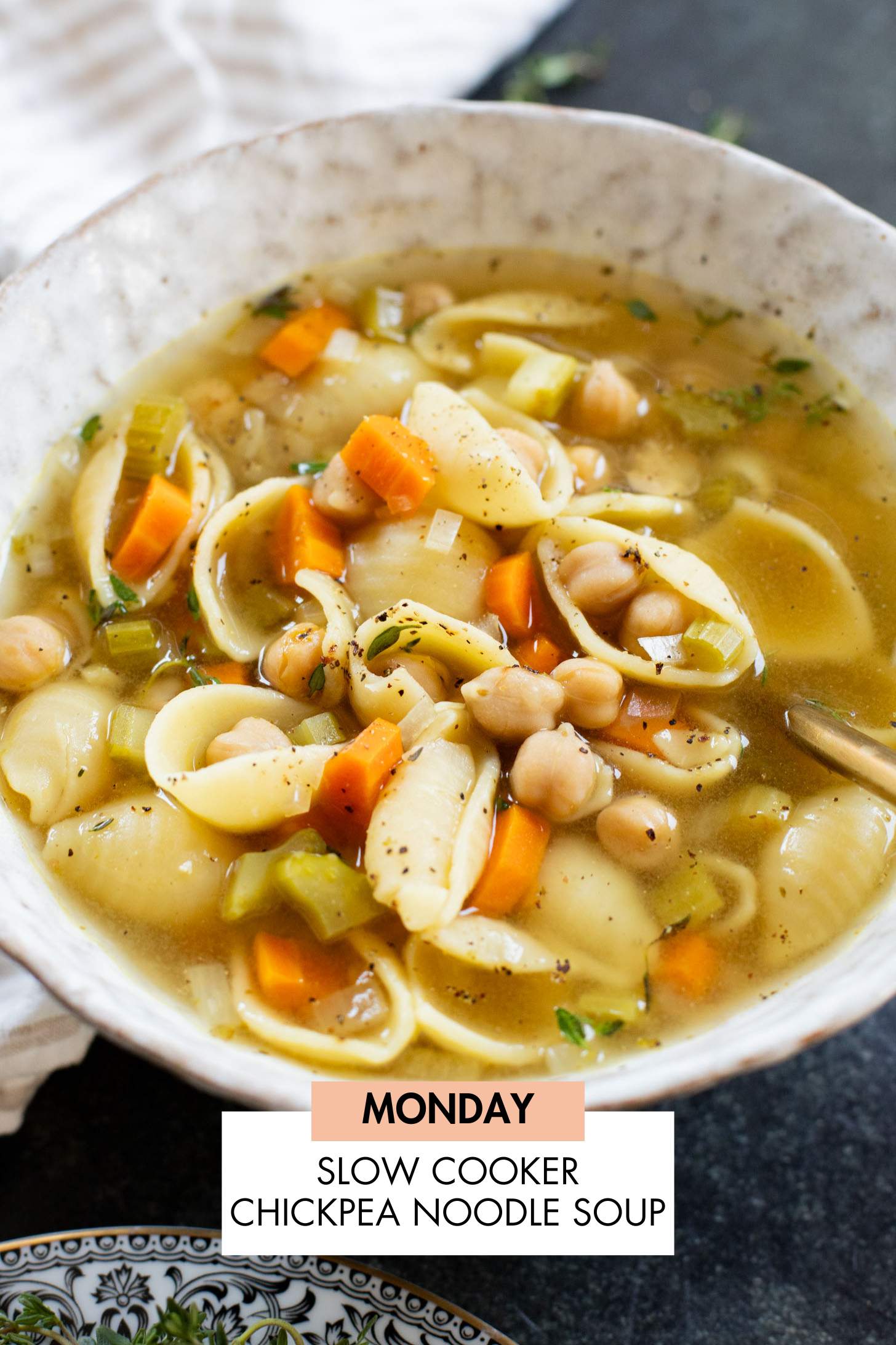 Not sure what to make for dinner this week? I have you covered with 5 simple & delicious vegan dinner ideas! | Vegan Dinner Plan #272 | ThisSavoryVegan.com