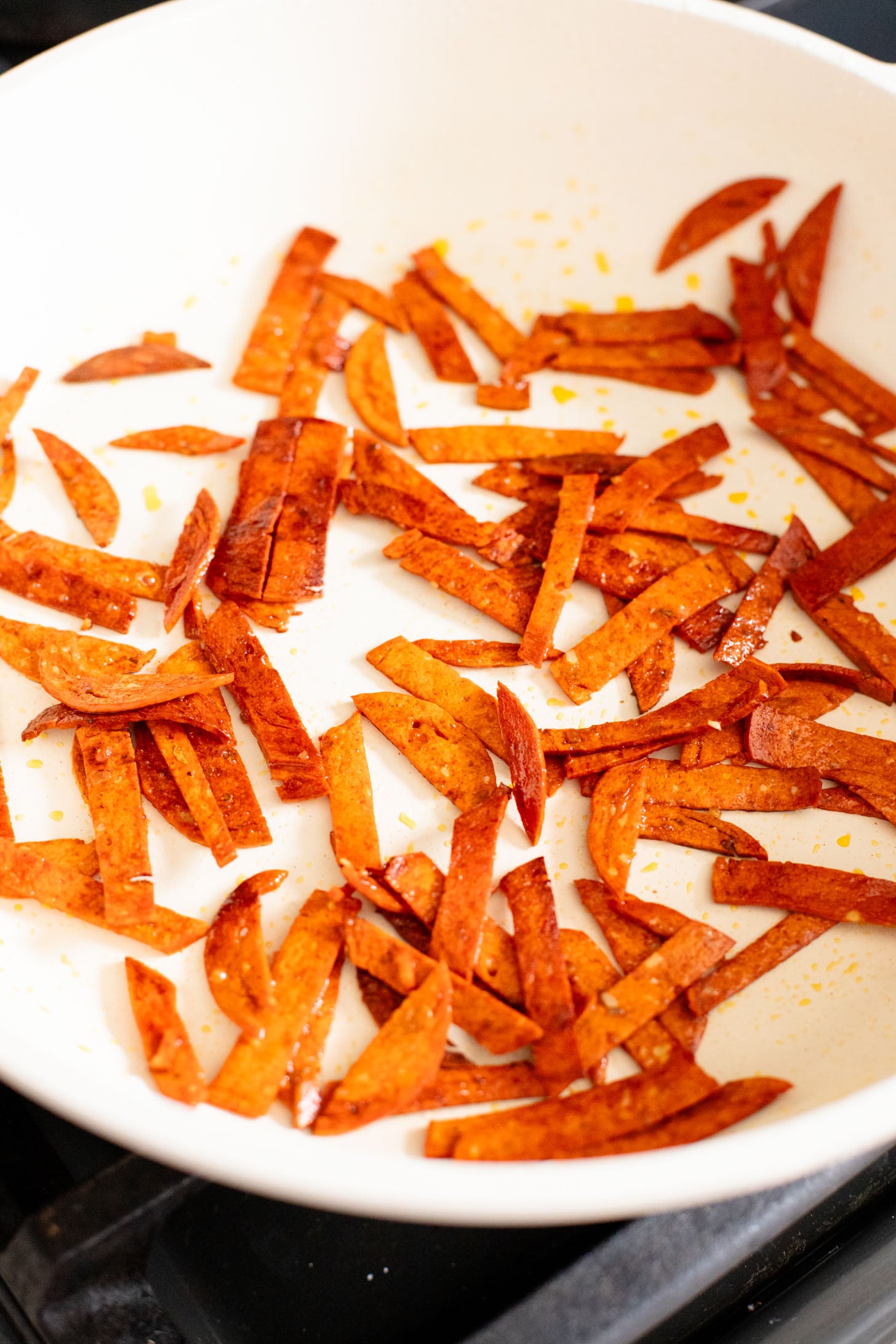 This Pizza Night Chopped Salad is the perfect side for, you guessed it, pizza night! Crunchy veggies, vegan pepperoni & a tangy dressing | ThisSavoryVegan.com
