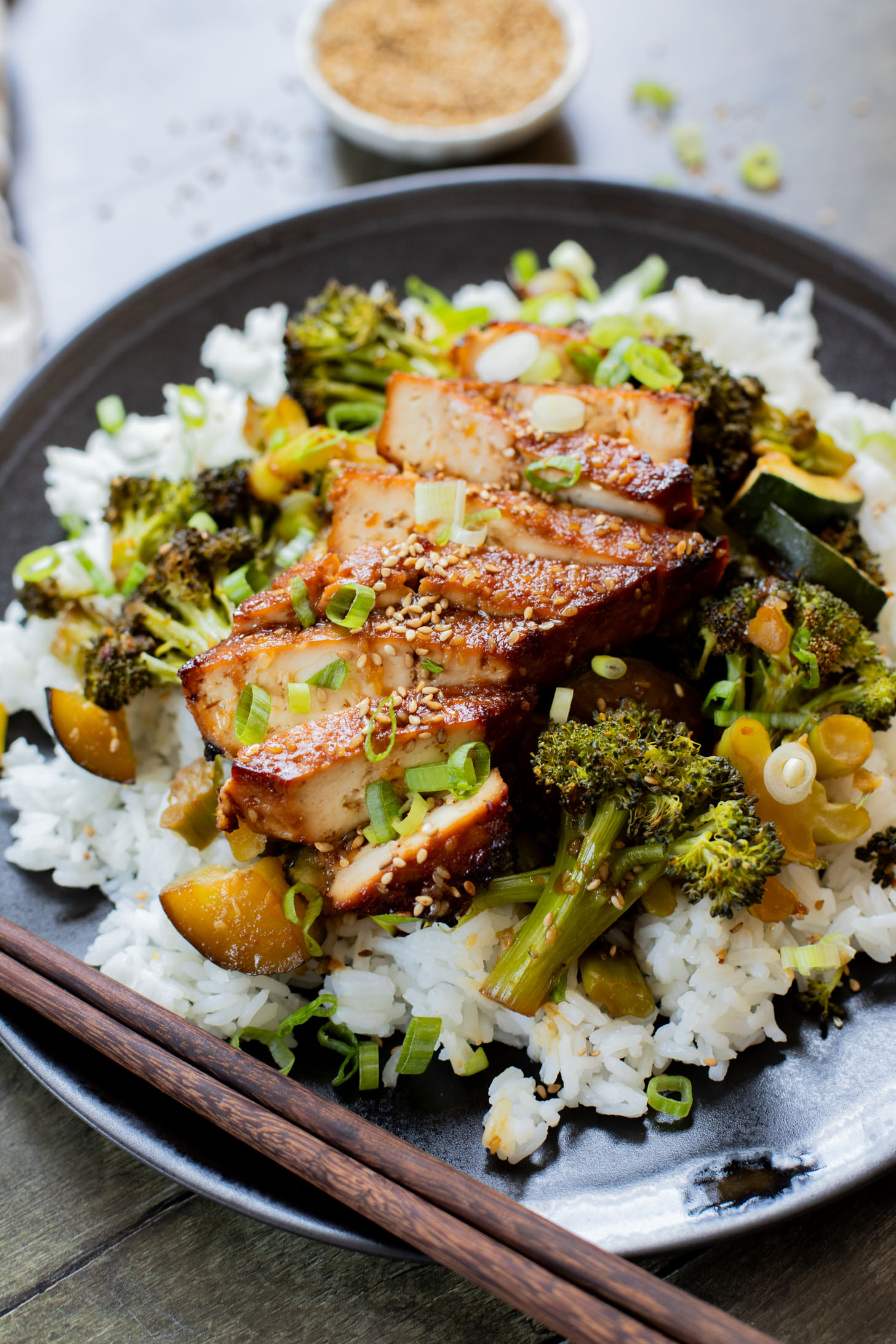 A quick & easy vegan weeknight dinner, this Sheet Pan Soyaki Tofu has marinated tofu & crispy veggies all made on one pan | ThisSavoryVegan.com