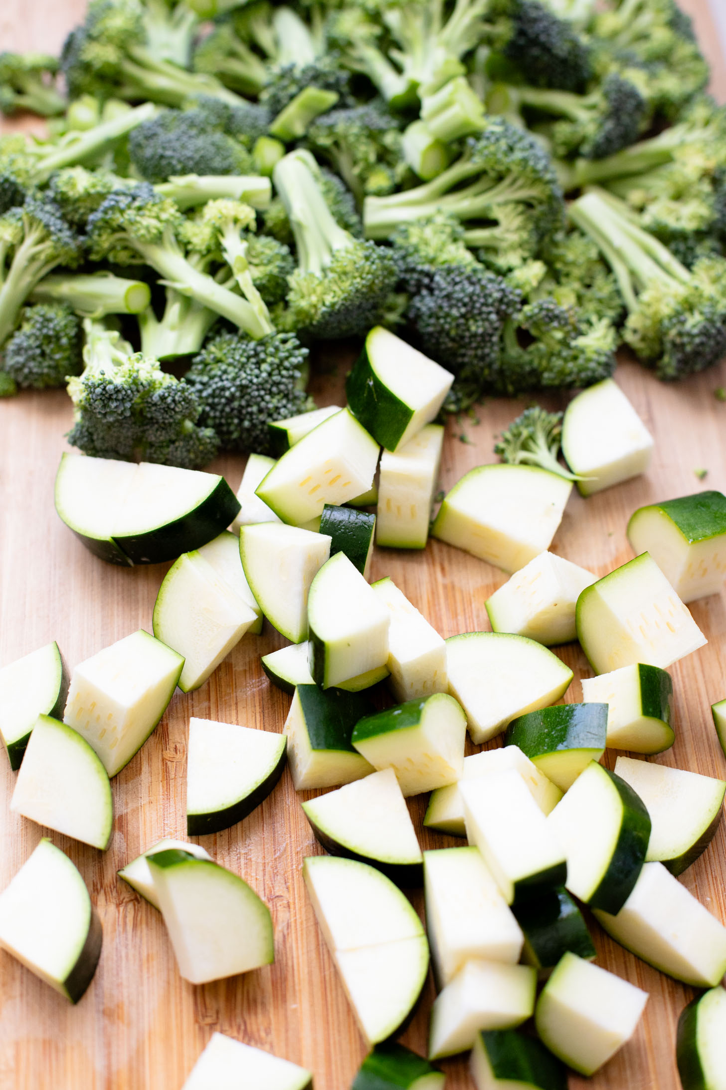 A quick & easy vegan weeknight dinner, this Sheet Pan Soyaki Tofu has marinated tofu & crispy veggies all made on one pan | ThisSavoryVegan.com
