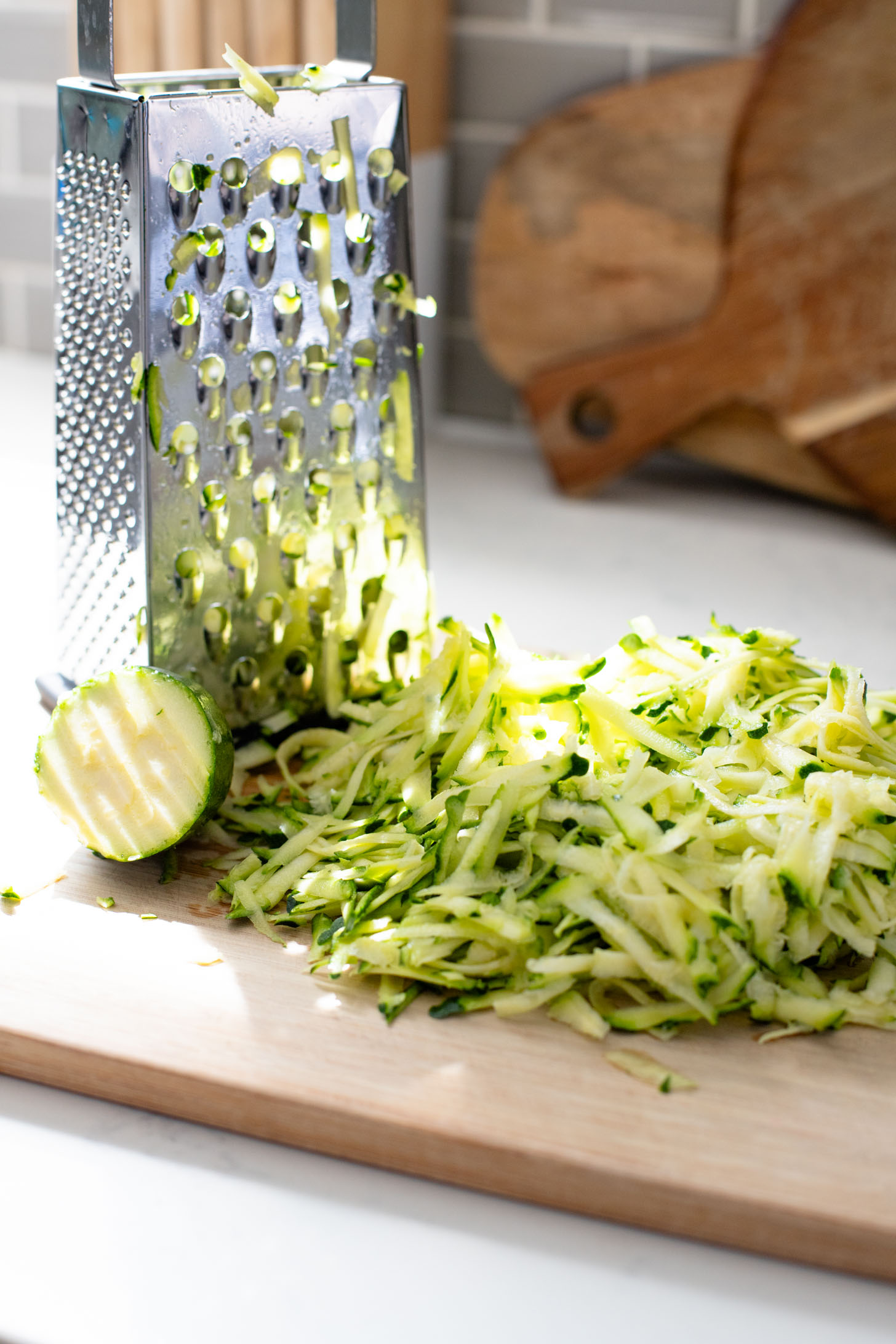 This Lemon Zucchini Bucatini is a simple vegan pasta dish that is creamy, loaded with veggies & 100% dairy-free | ThisSavoryVegan.com