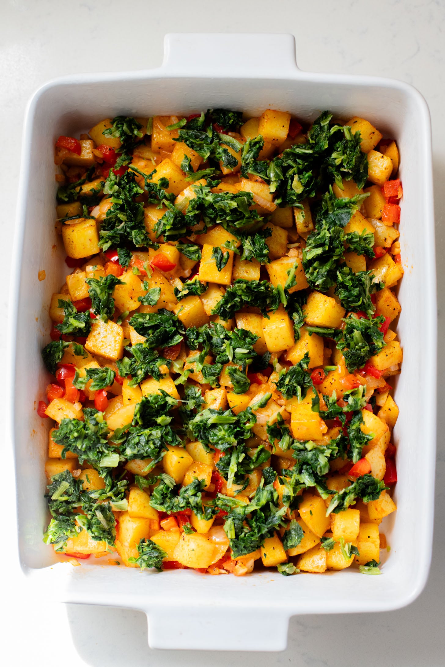 This Vegan Potato & Egg Breakfast Casserole is a simple & delicious vegan brunch idea! Also great for meal prepped breakfast | ThisSavoryVegan.com