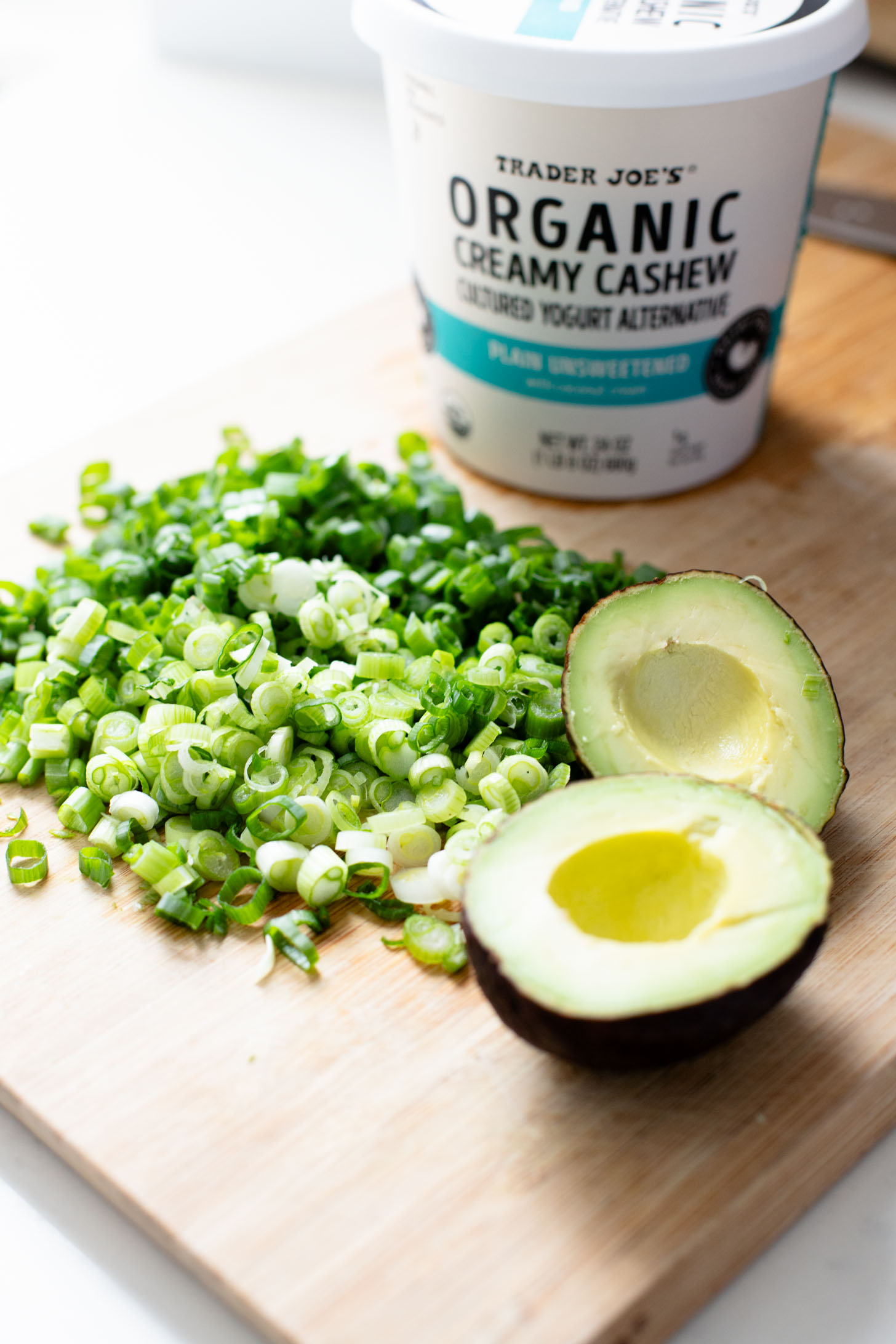 This Buffalo Potato Corn Chowder is a hearty one-pot soup that is 100% dairy-free! Serve with your favorite toppings for a cozy dinner with some spice | ThisSavoryVegan.com