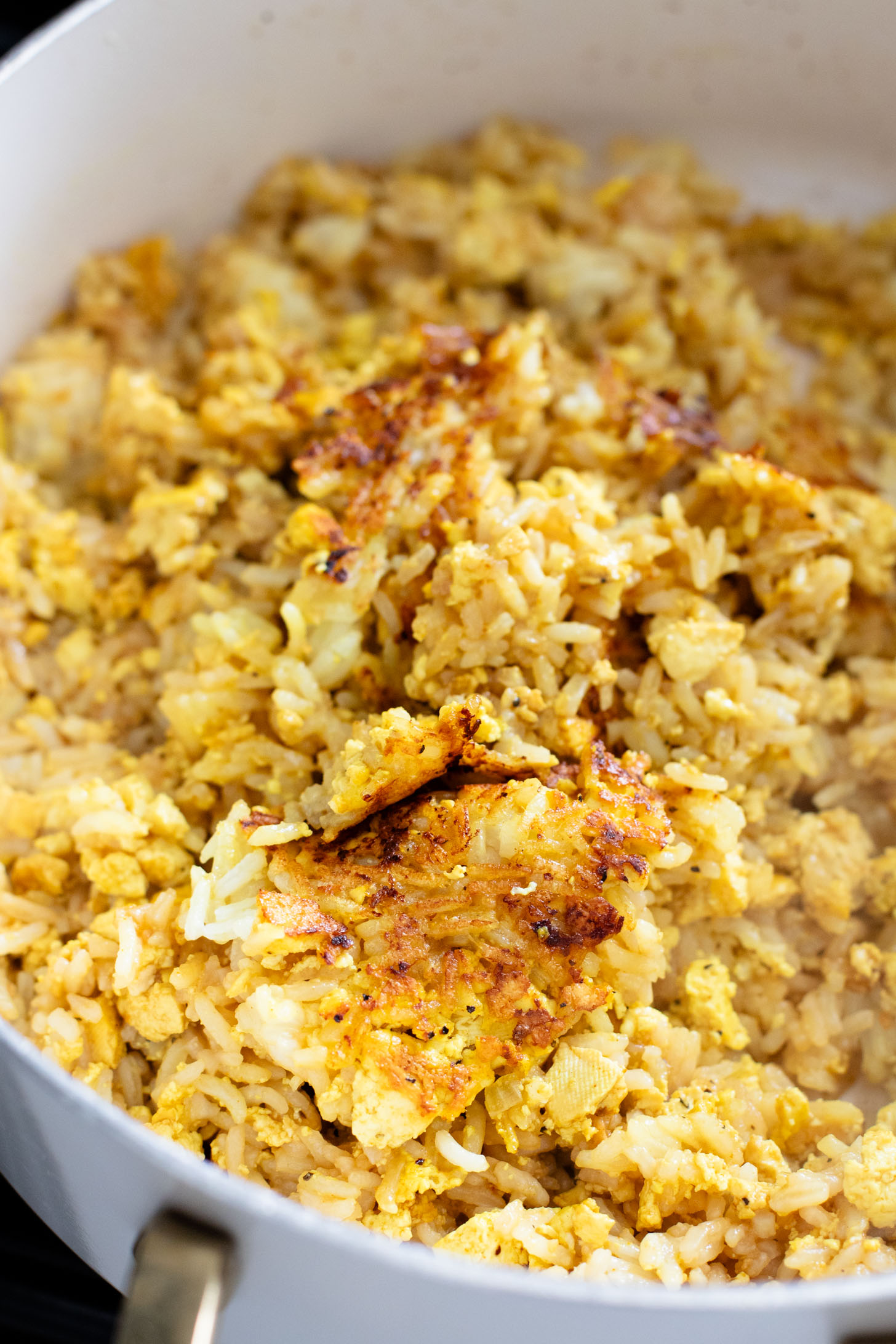 This Simple Broccoli Fried Rice is a protein-packed & delicious one-pot vegan dinner filled with tofu, edamame and broccolini | ThisSavoryVegan.com