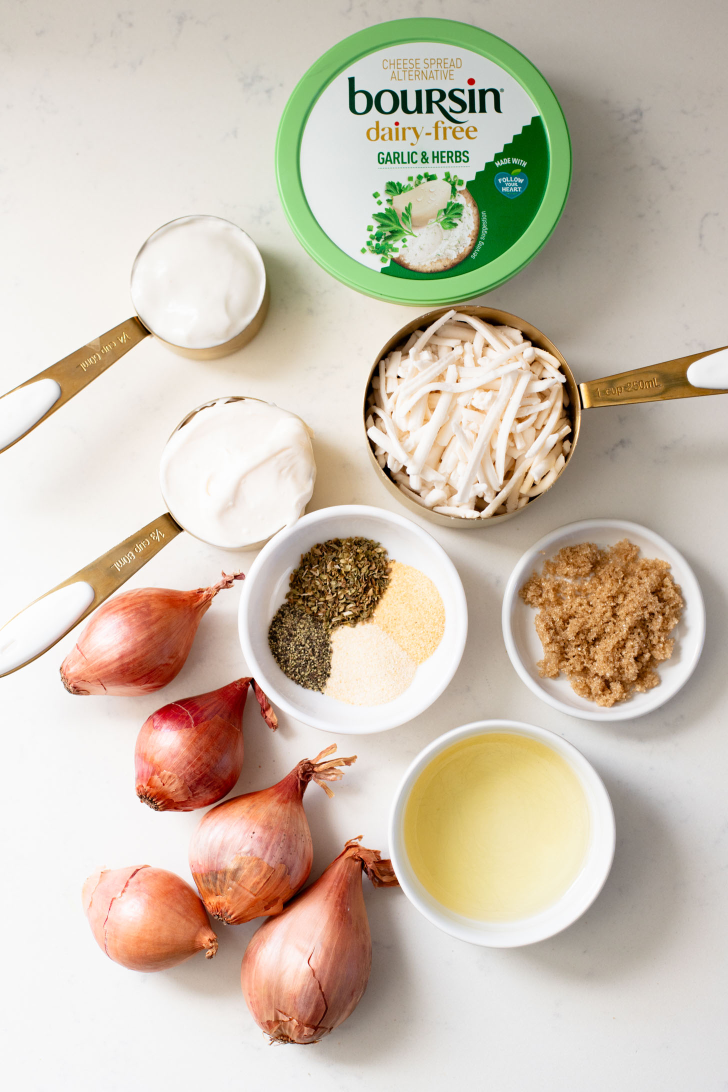 If you want to impress a crowd, bring this Vegan Caramelized Shallot Cheese Dip to your next party! It is the perfect vegan appetizer | ThisSavoryVegan.com