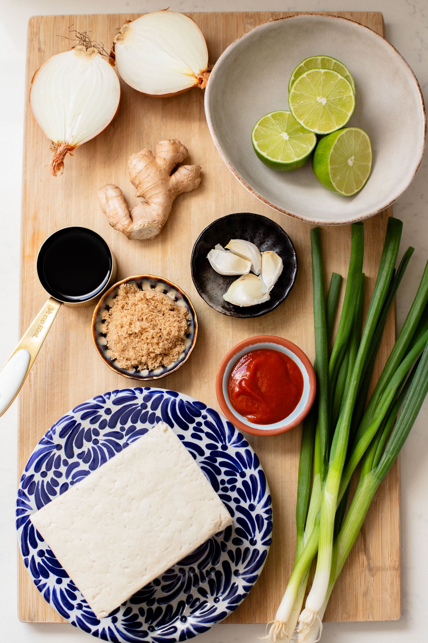 This Ginger Lime Tofu is the perfect high-protein vegan dinner! Ready in 30 minutes and packed with flavor | ThisSavoryVegan.com