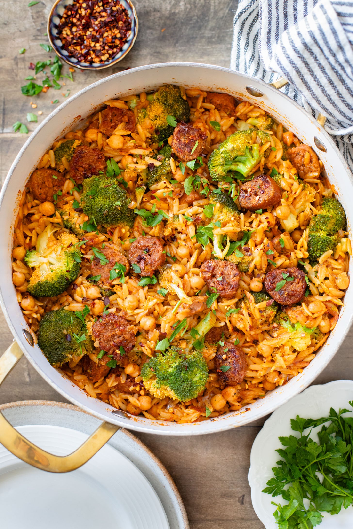 This Vegan Sausage & Broccoli Orzo Skillet is a one pot, vegan dinner that is ready in 40 minutes! Quick, easy & delicious | ThisSavoryVegan.com