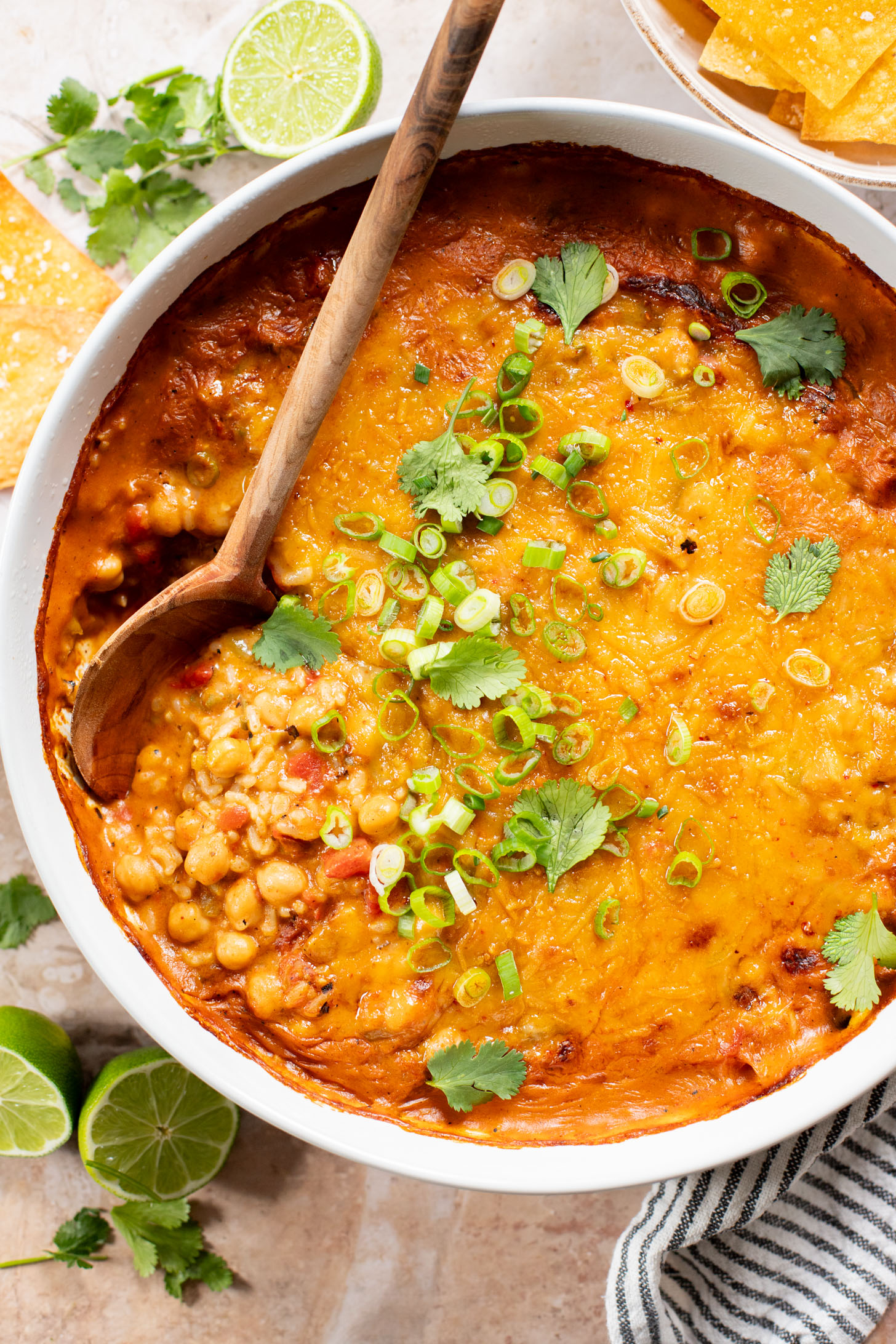 This Chickpea & Rice Enchilada Bake is a quick weeknight dinner that makes great leftover lunches. Super easy & delicious | ThisSavoryVegan.com