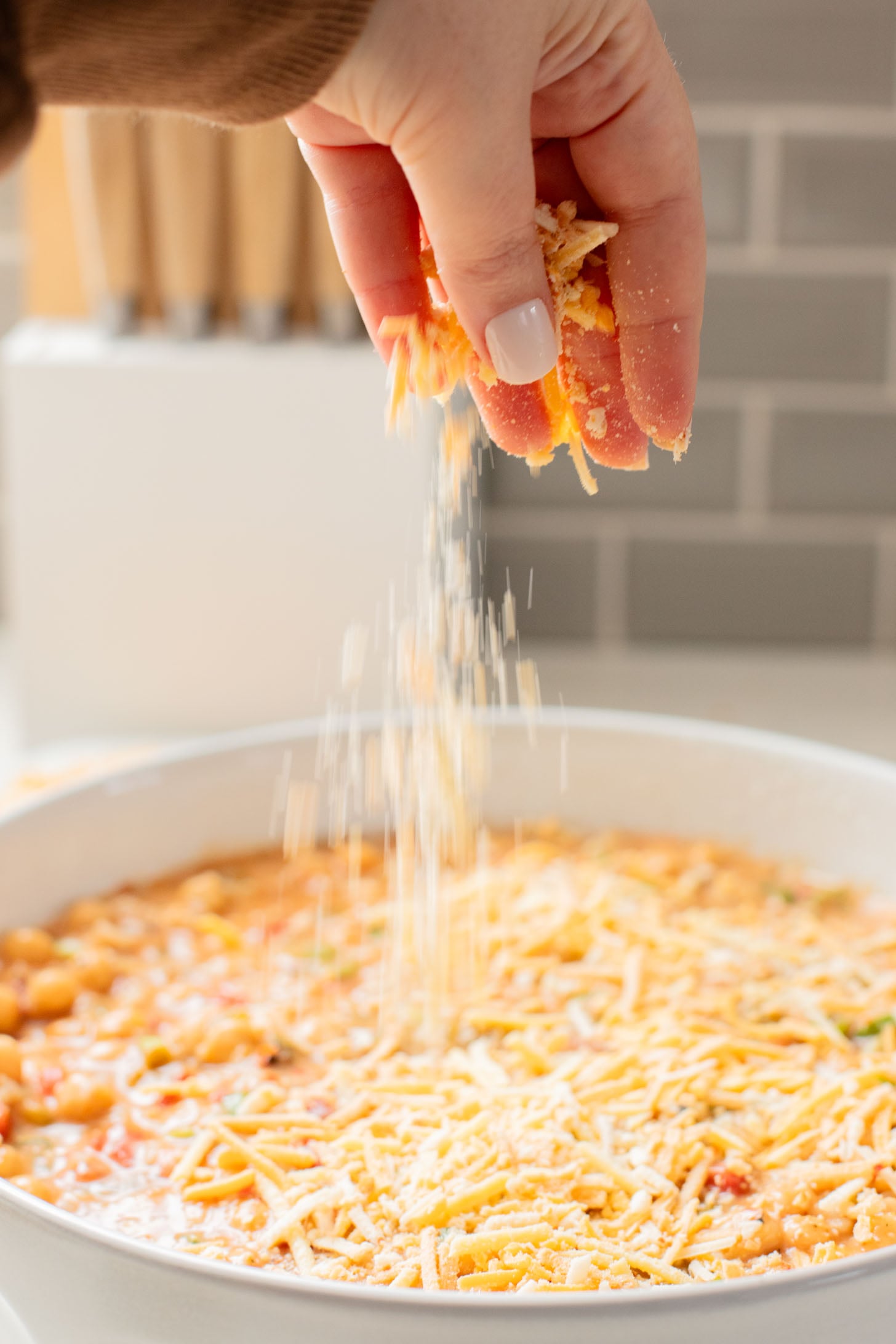This Chickpea & Rice Enchilada Bake is a quick weeknight dinner that makes great leftover lunches. Super easy & delicious | ThisSavoryVegan.com