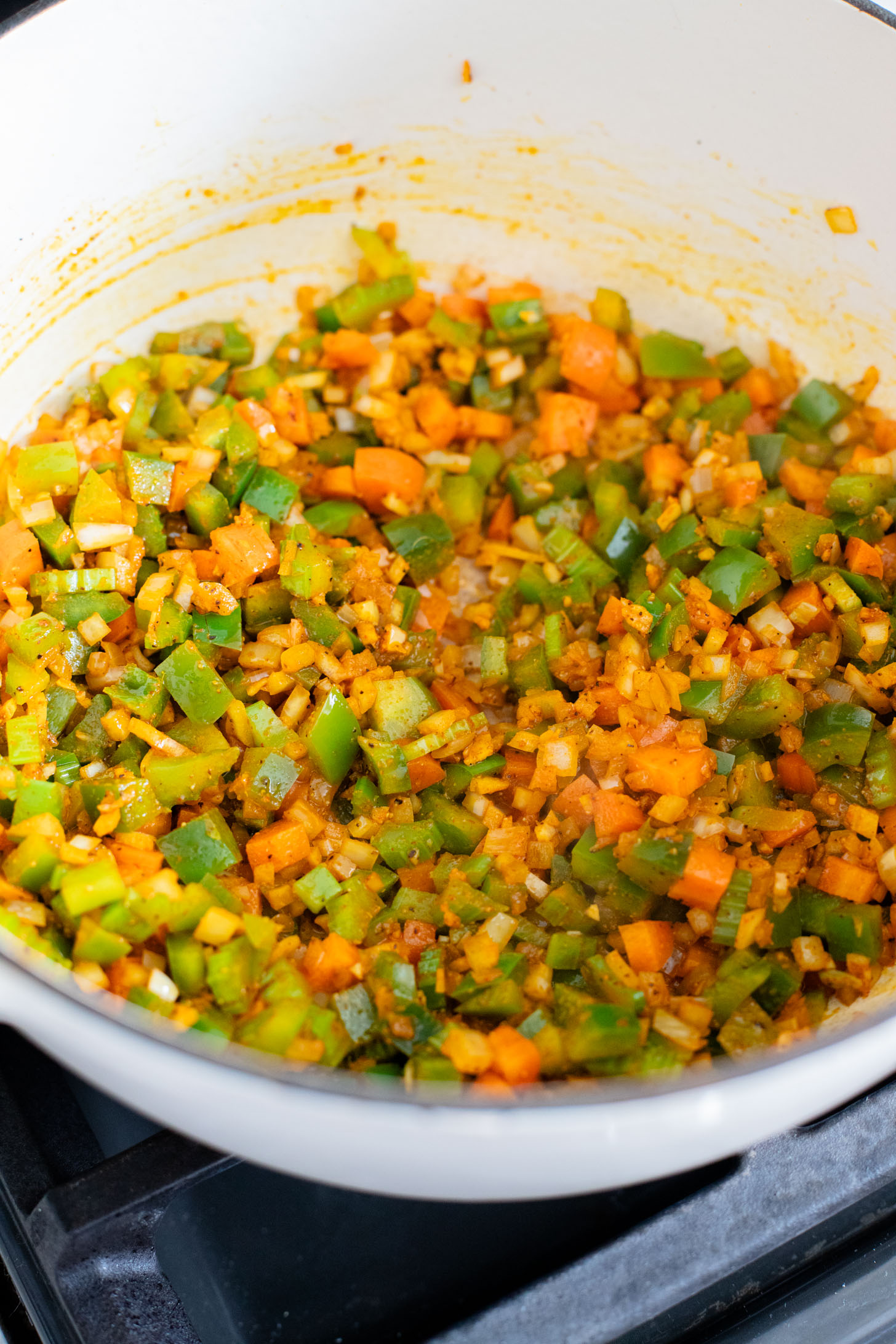This Lentil & Couscous Soup is simple & veggie-packed! Ready in less than an hour and perfect for a cozy night at home | ThisSavoryVegan.com