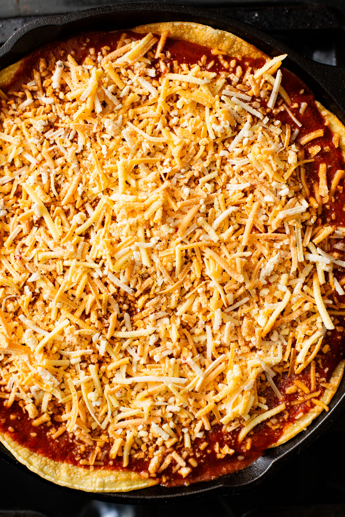 This Vegan Steak Enchilada Skillet is a quick weeknight dinner that everyone will love. Smoky, cheesy and packed with protein | ThisSavoryVegan.com