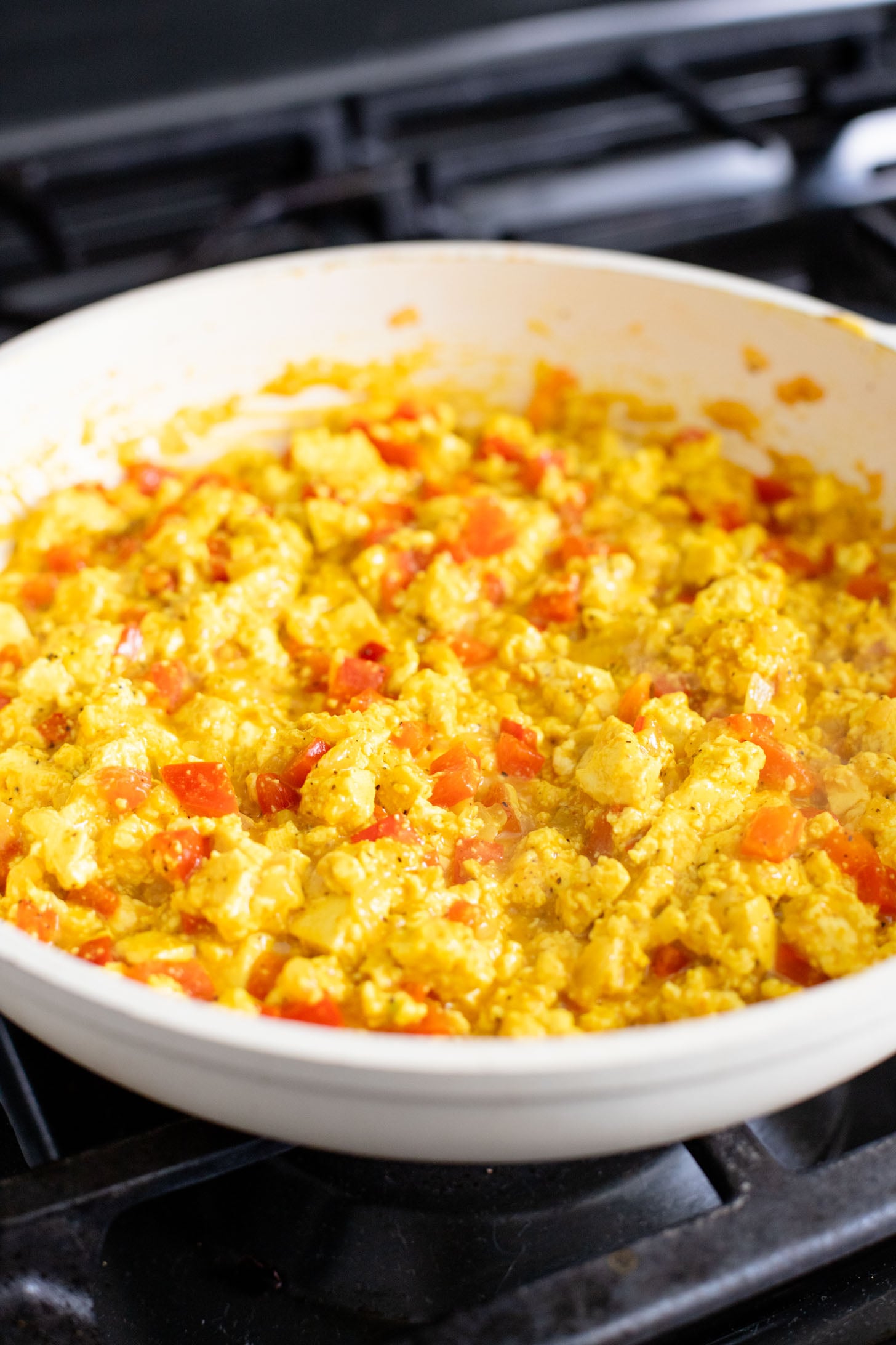 These Tofu Scramble Breakfast Burritos are the perfect vegan brunch idea! Filled with a tasty tofu scramble, soyrizo & avocado | ThisSavoryVegan.com