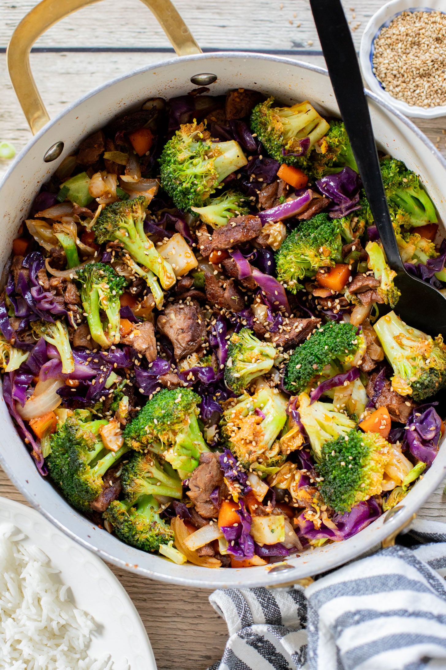This Vegan Steak Stir-Fry has been on repeat at my house. It is quick, protein-packed and super tasty. The leftovers are great for lunches too | ThisSavoryVegan.com