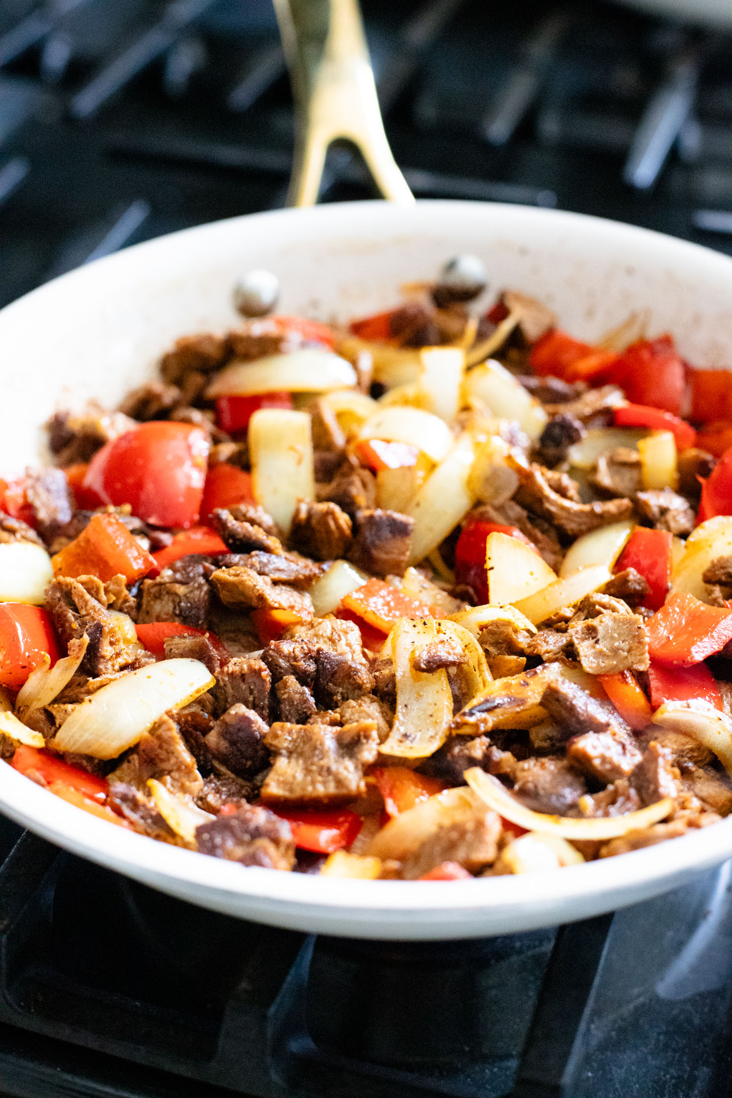 These Vegan Chimichurri Steak Bowls are high in protein and packed with fresh flavors. A quick and easy weeknight dinner | ThisSavoryVegan.com