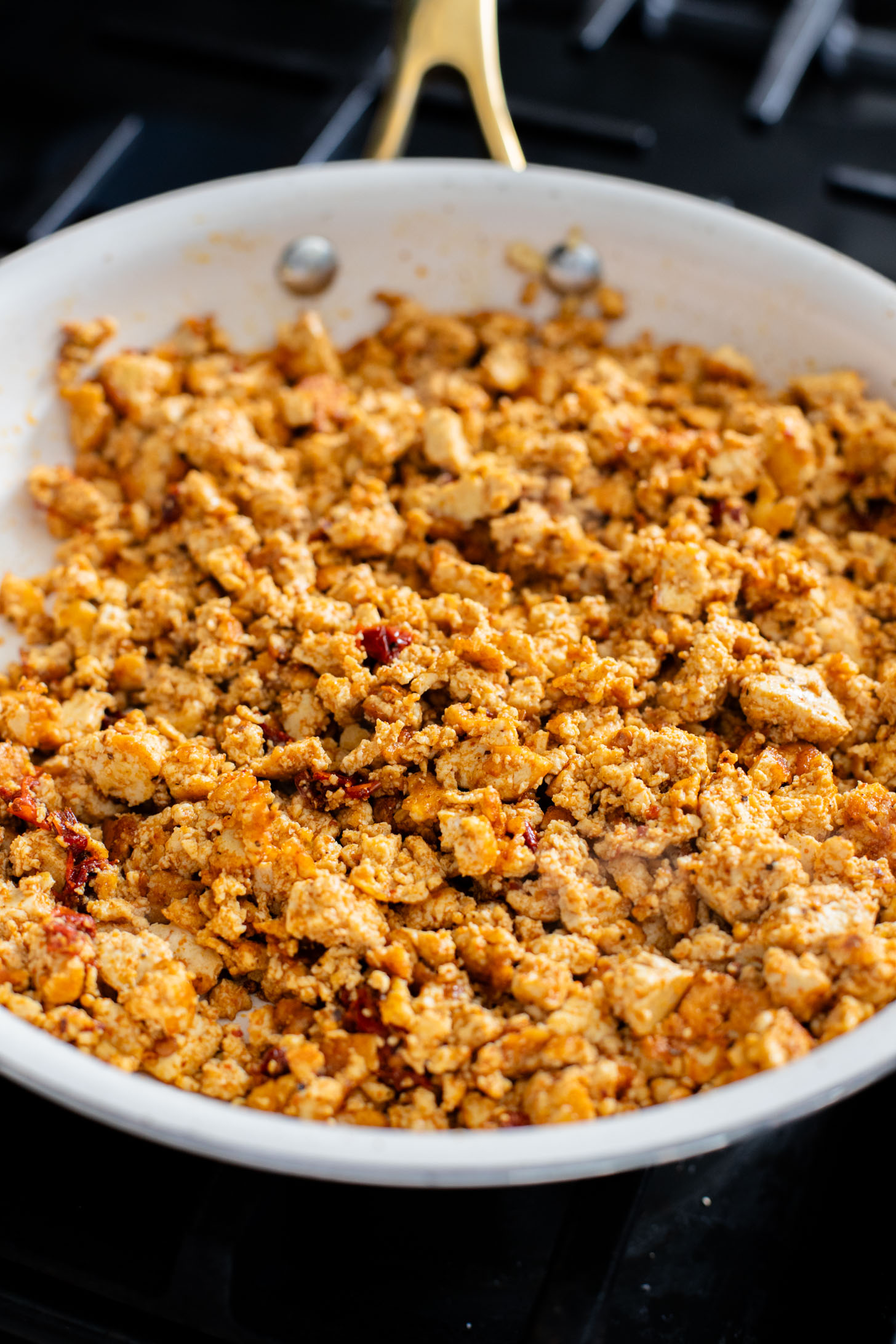 These High Protein Tofu Tacos are simple to make (you just need one skillet and 30 minutes) and they are packed with plant protein | ThisSavoryVegan.com