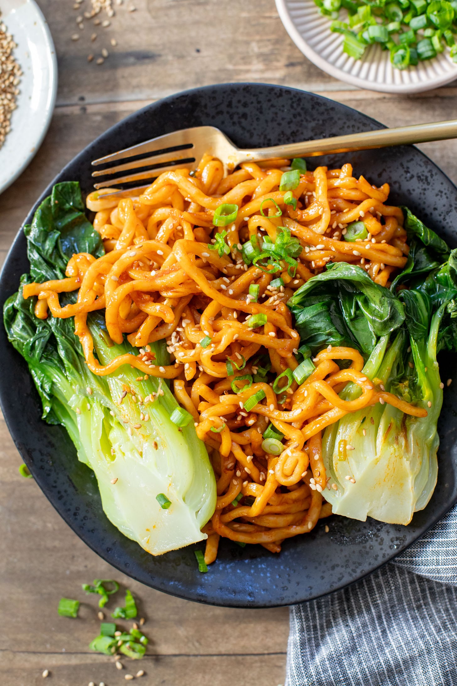 These Trader Joe's Gochujang Noodles are ready in 20 minutes and pack the perfect amount of heat. The perfect one-pot noodle recipe | ThisSavoryVegan.com