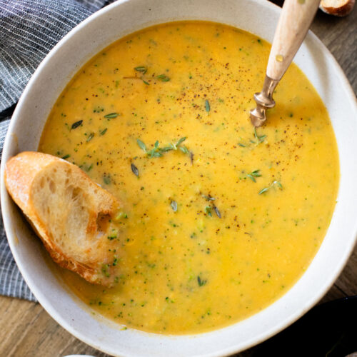 This Vegan Broccoli & Cheddar Soup is creamy & delicious. Made dairy-free and has some extra sneaky veggies too | ThisSavoryVegan.com