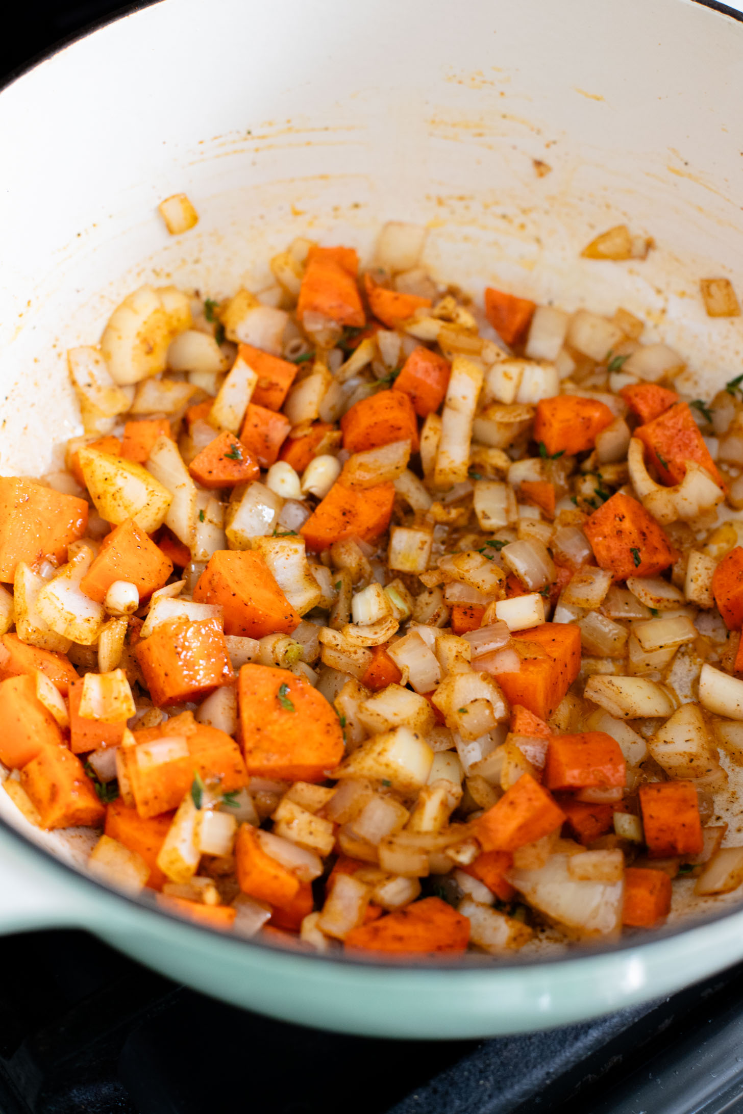 This Vegan Broccoli & Cheddar Soup is creamy & delicious. Made dairy-free and has some extra sneaky veggies too | ThisSavoryVegan.com