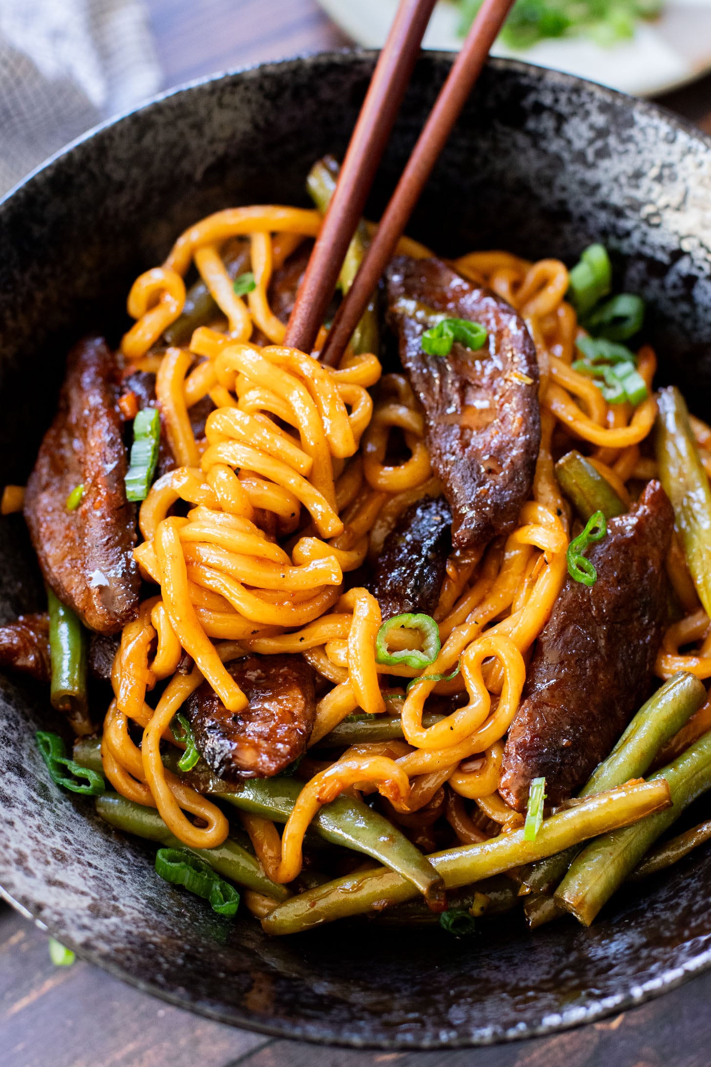 This Trader Joe's Vegan Bulgogi Stir-Fry is a one-pot dinner that comes together in just 30 minutes. Perfect for a weeknight | ThisSavoryVegan.com