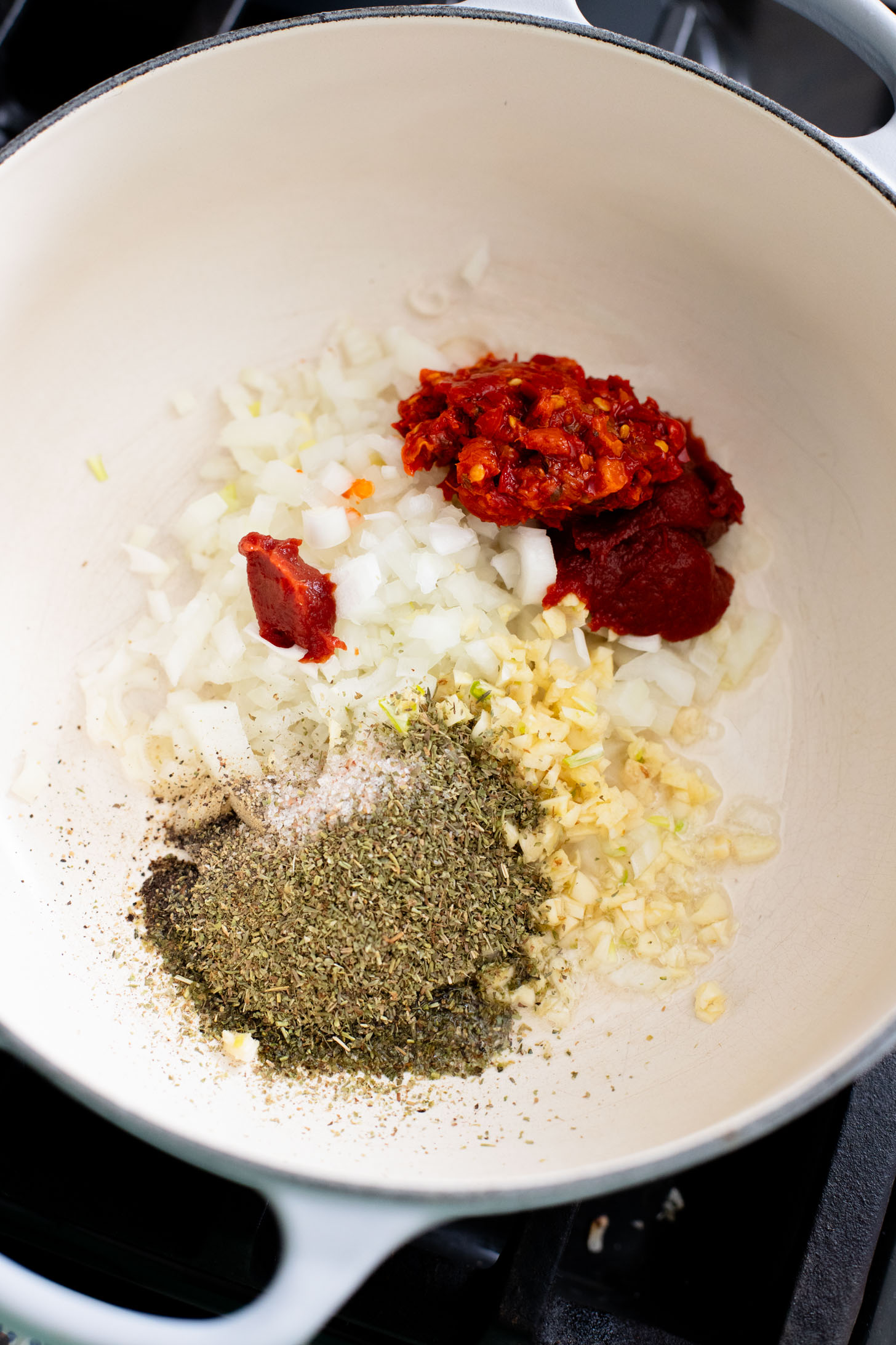 This Spicy Lentil Bolognese is a simple, protein-packed pasta sauce that is simple to make and super delicious | ThisSavoryVegan.com