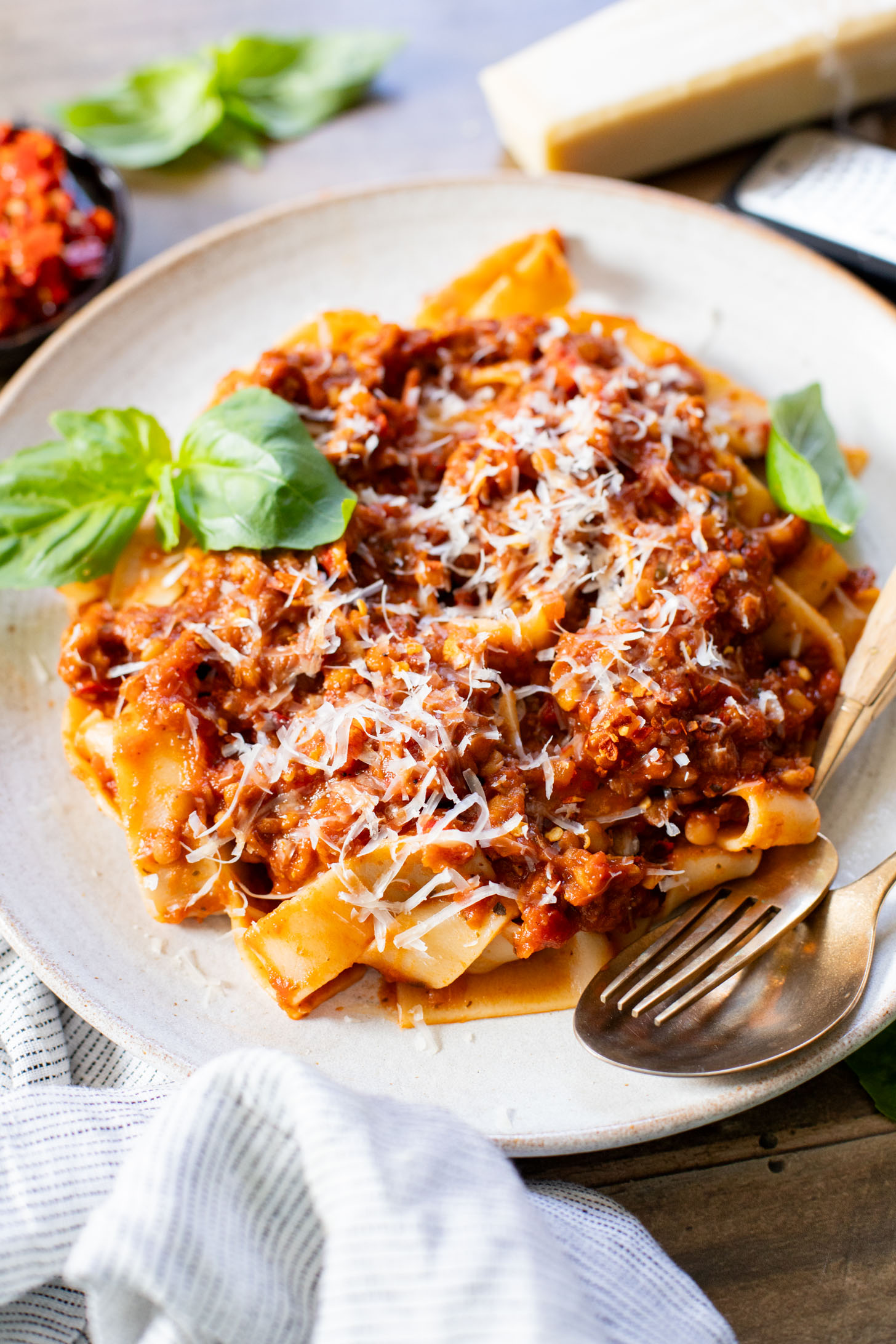 This Spicy Lentil Bolognese is a simple, protein-packed pasta sauce that is simple to make and super delicious | ThisSavoryVegan.com
