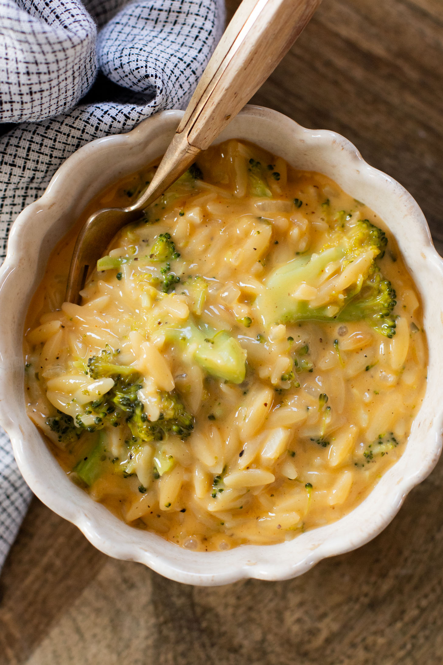 This Vegan Broccoli Cheddar Orzo is a creamy & cozy weeknight dinner that is 100% dairy-free and super delicious | ThisSavoryVegan.com