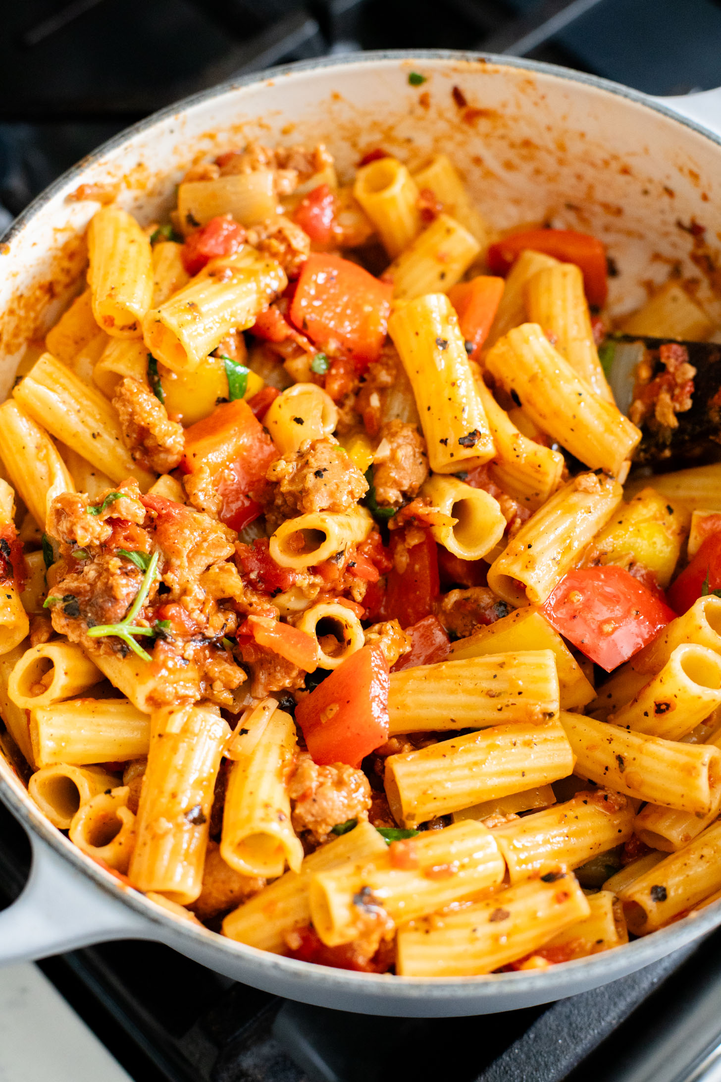 This Vegan Sausage & Peppers Rigatoni is the perfect comfort meal on a weeknight. Super easy to make and everyone will love it | ThisSavoryVegan.com