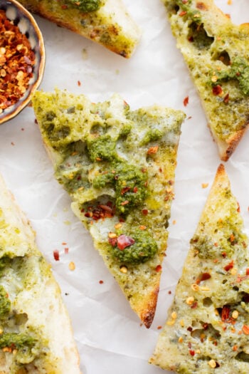This Trader Joe's Cheesy Chimichurri Garlic Bread is the perfect vegan side dish. This is garlic bread on a whole other level | ThisSavoryVegan.com