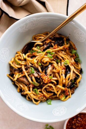 These Trader Joe's Shiitake Soyaki Noodles are a one-pot dinner that is ready in just 25 minutes. Perfect weeknight dinner | ThisSavoryVegan.com