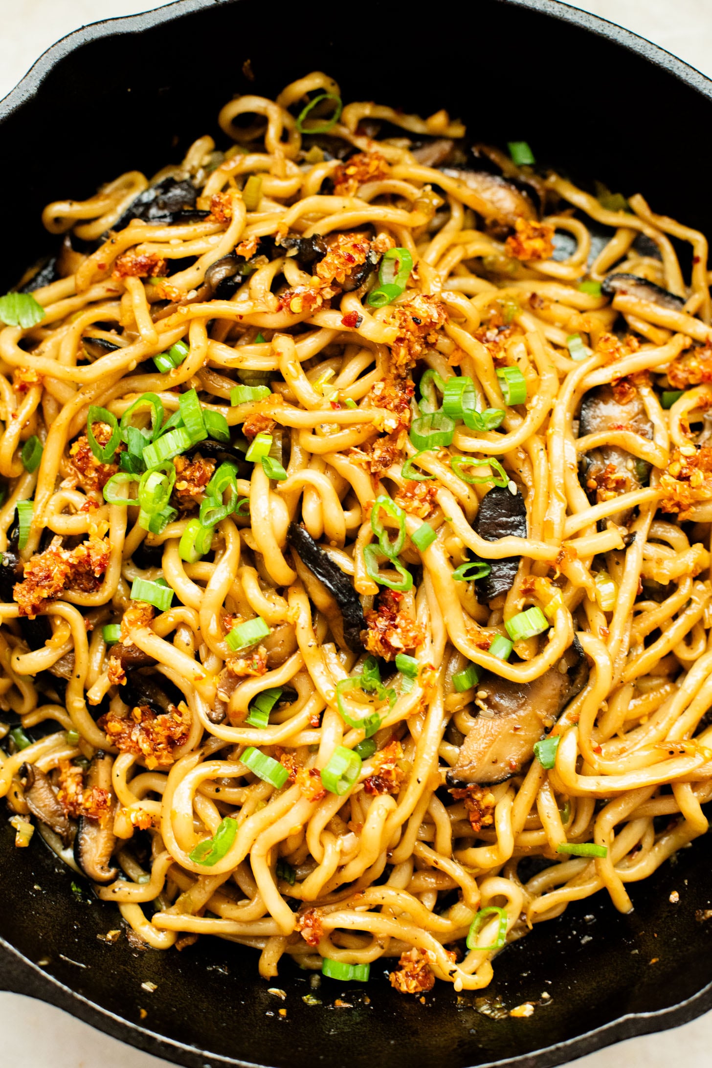 These Trader Joe's Shiitake Soyaki Noodles are a one-pot dinner that is ready in just 25 minutes. Perfect weeknight dinner | ThisSavoryVegan.com