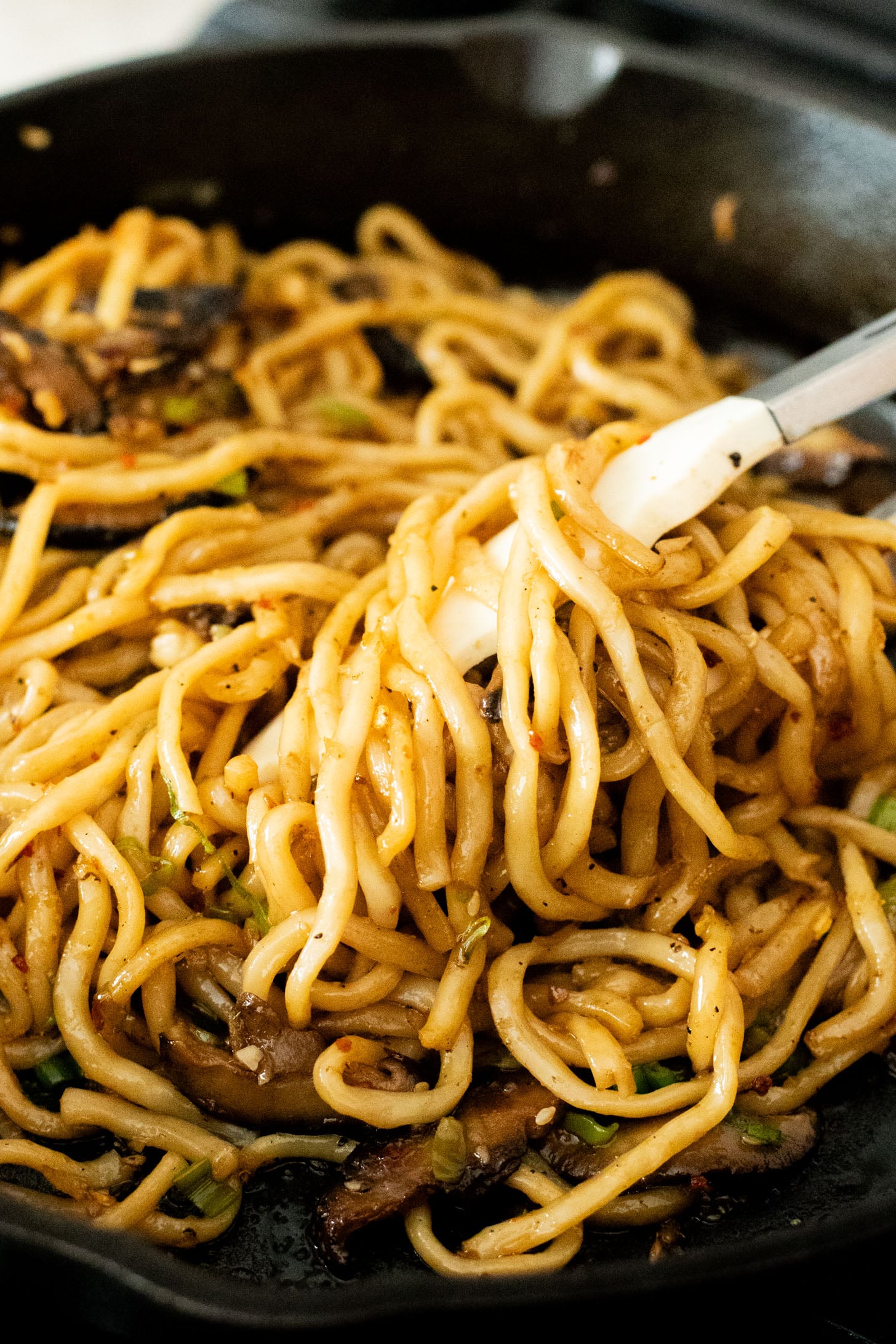 These Trader Joe's Shiitake Soyaki Noodles are a one-pot dinner that is ready in just 25 minutes. Perfect weeknight dinner | ThisSavoryVegan.com